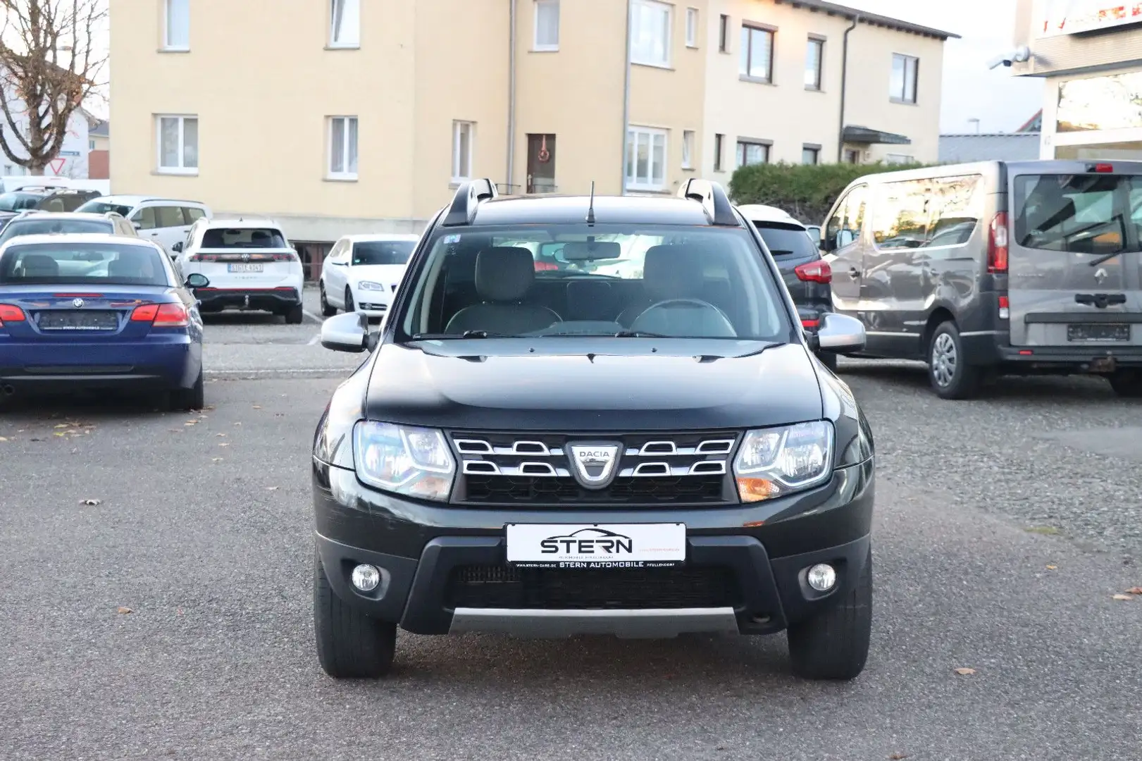 Dacia Duster I Prestige 4x2 l LEDER l NAVI l Schwarz - 2