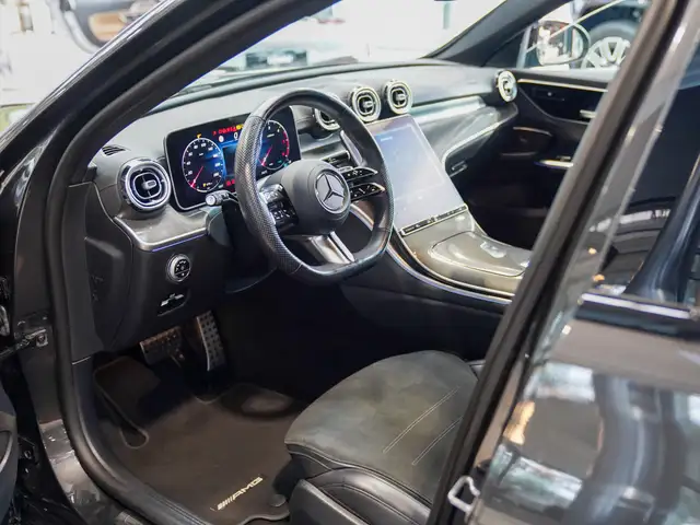 Mercedes-Benz C-Class view 16