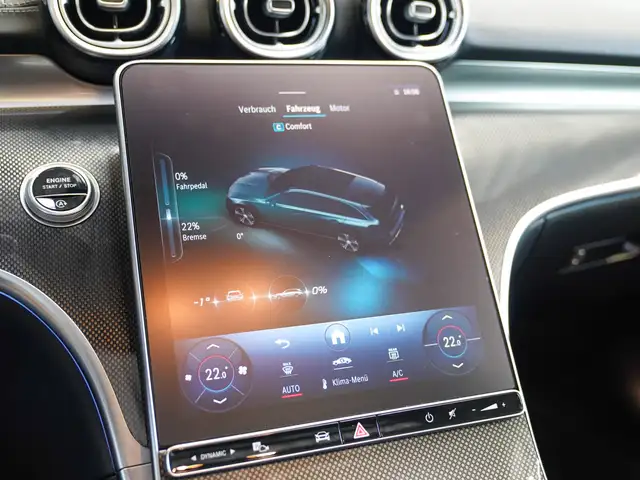 Mercedes-Benz C-Class view 24