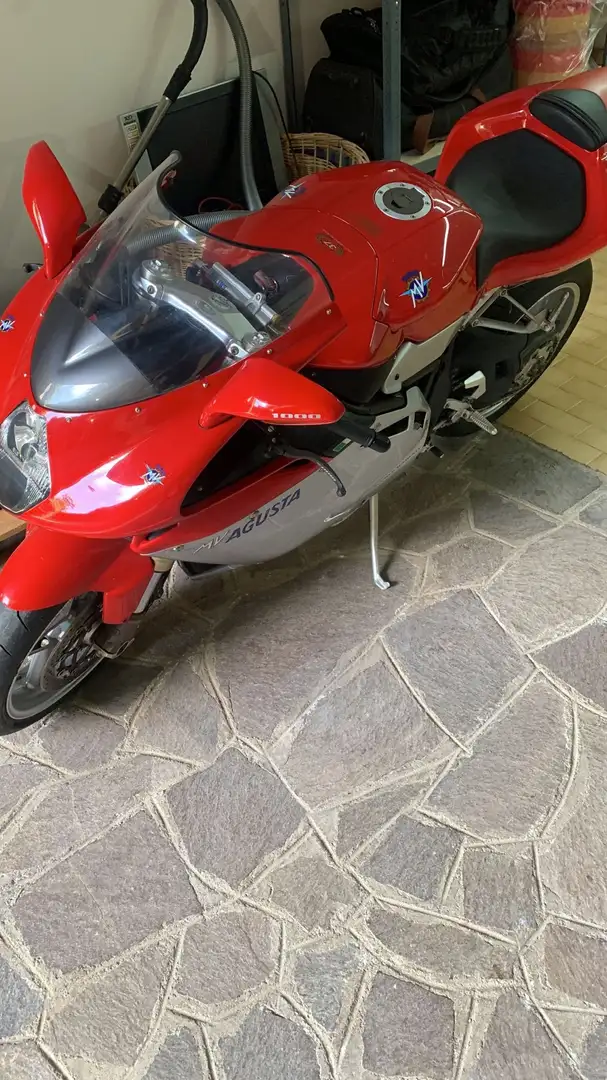 MV Agusta F4 1000 Rosso - 1