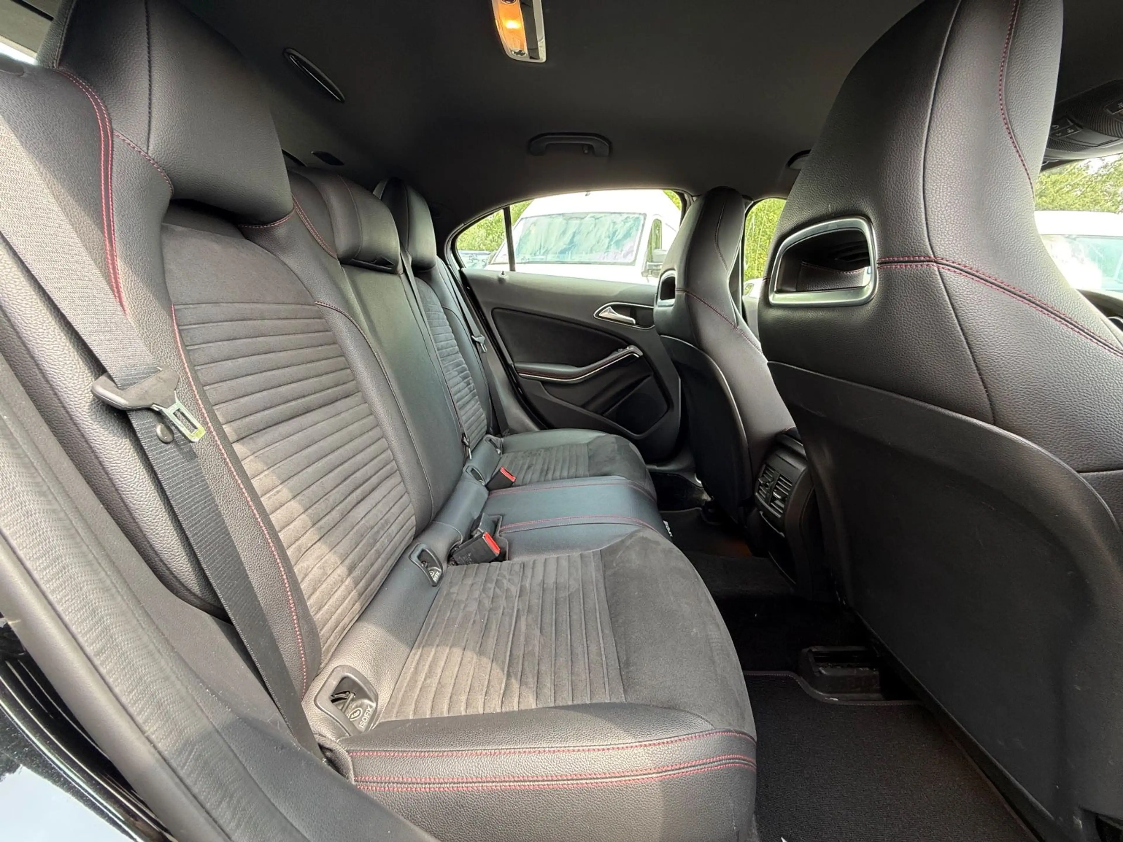 Mercedes-Benz A 220 CDI*AMG*NAVI*LED*EU6* — photo 11
