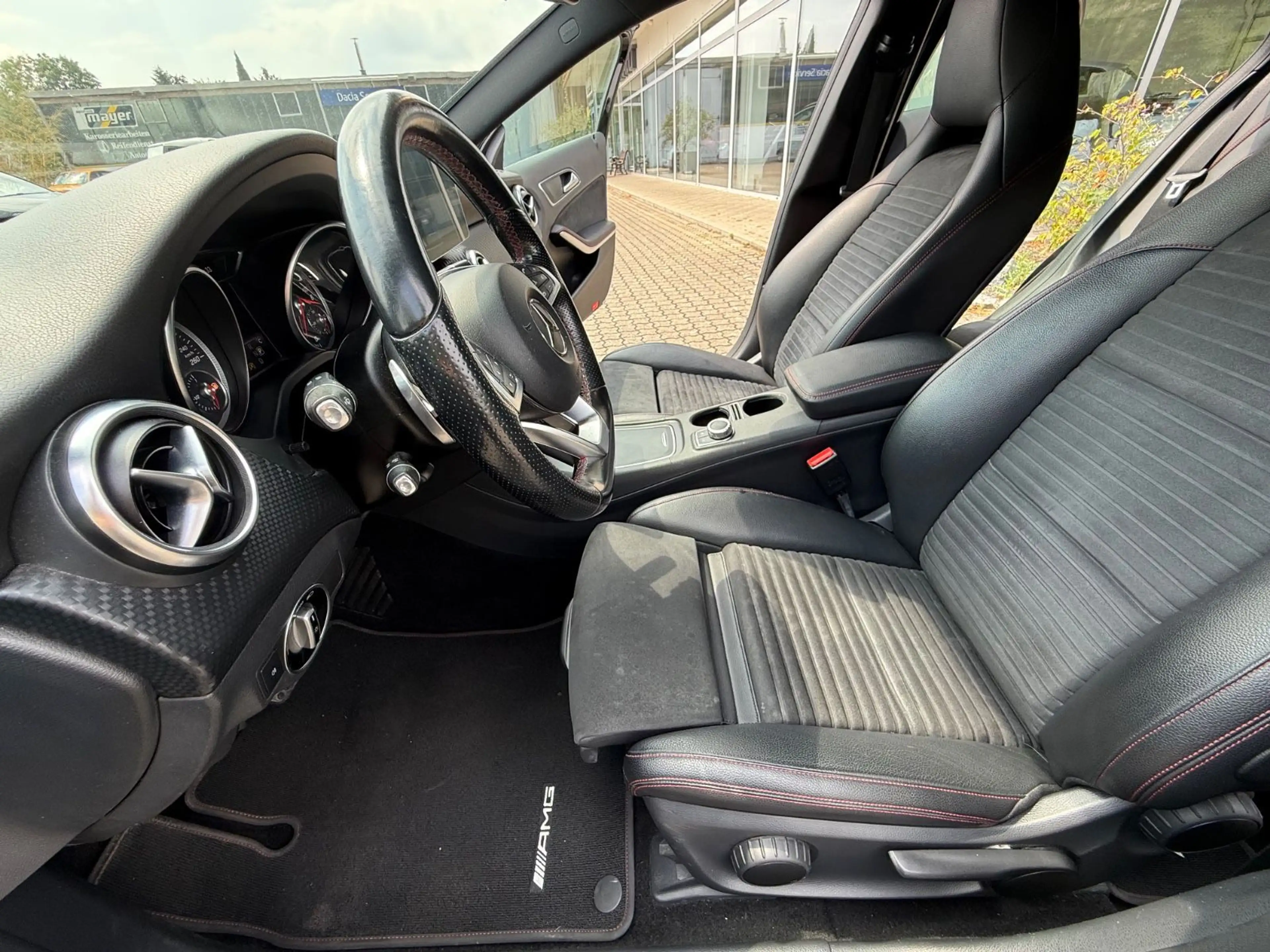 Mercedes-Benz A 220 CDI*AMG*NAVI*LED*EU6* — photo 13