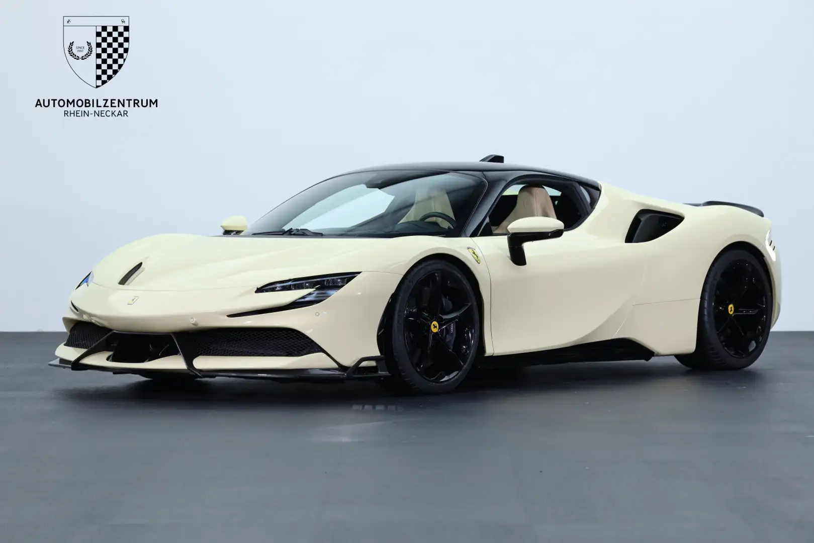 Ferrari SF90 Stradale SF90 Stradale HistoricalColour/Daytona/Lift/JBL Beige - 1