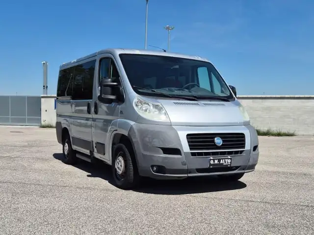 Fiat Ducato 30 2.3 MJT PC-TN Panorama - PEDANA PER TRASPORTO DISABILI