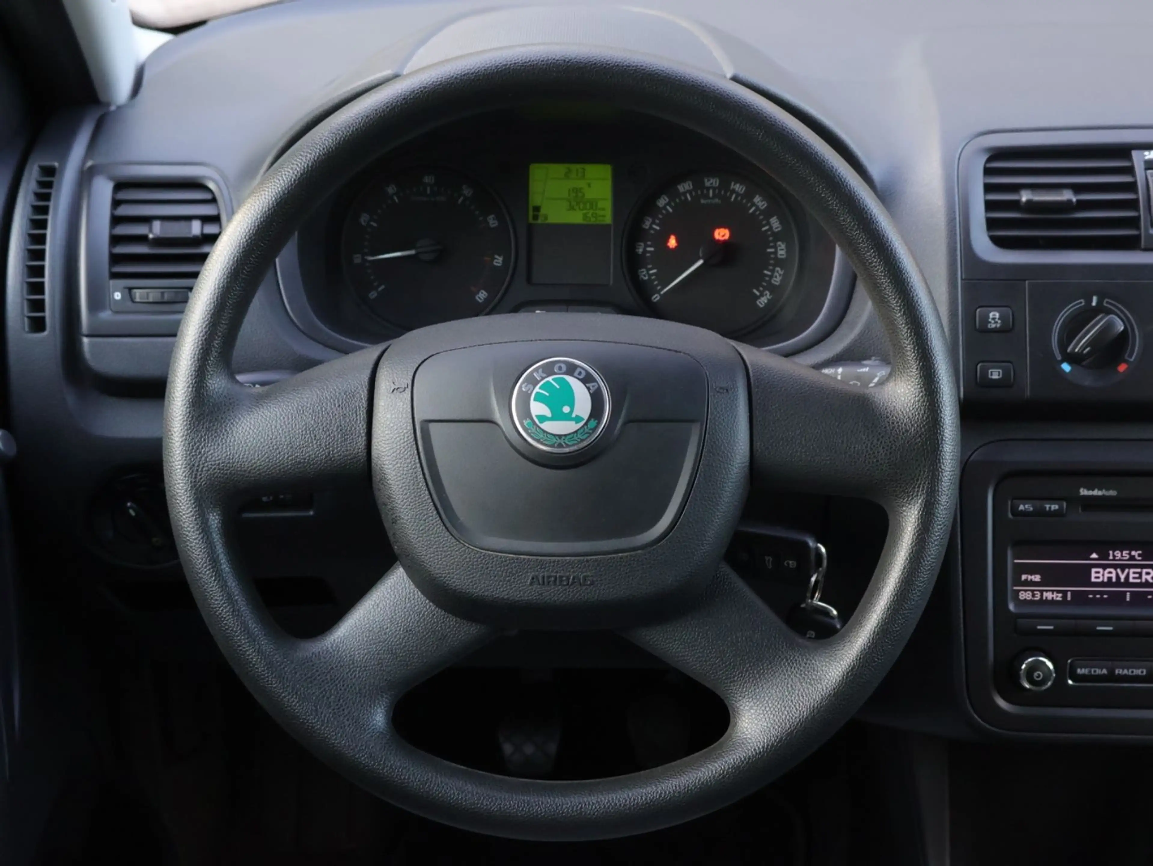 Skoda Fabia 1.2 Active 1.Hand-TÜV & Service NEU-Klima — photo 13