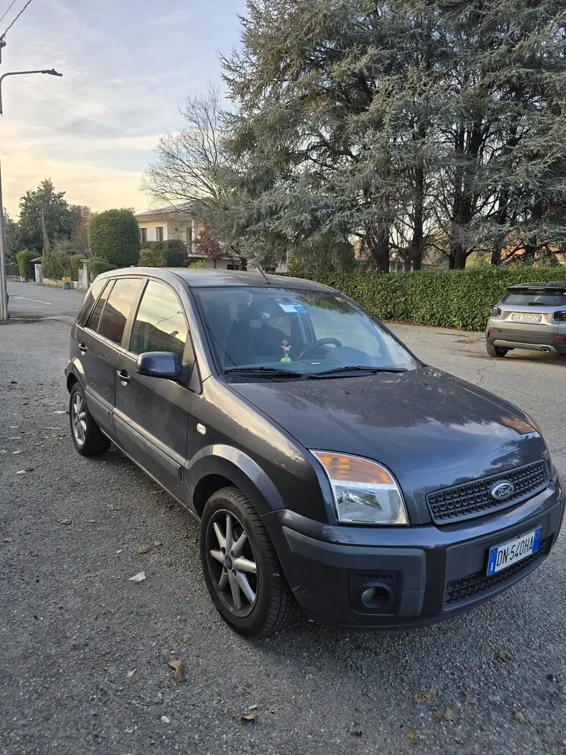 Ford Fusion 1.4 16v + - 1