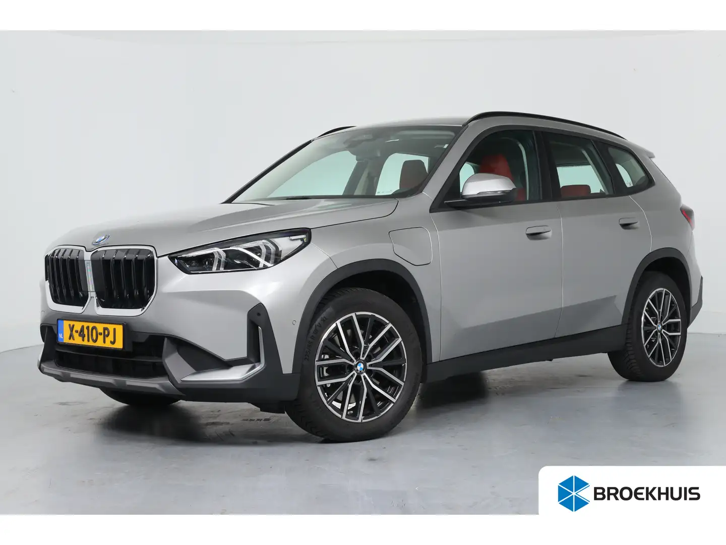 BMW X1 xDrive30e 326pk | Wegklapbare Trekhaak | Elektr Ac Gris - 1