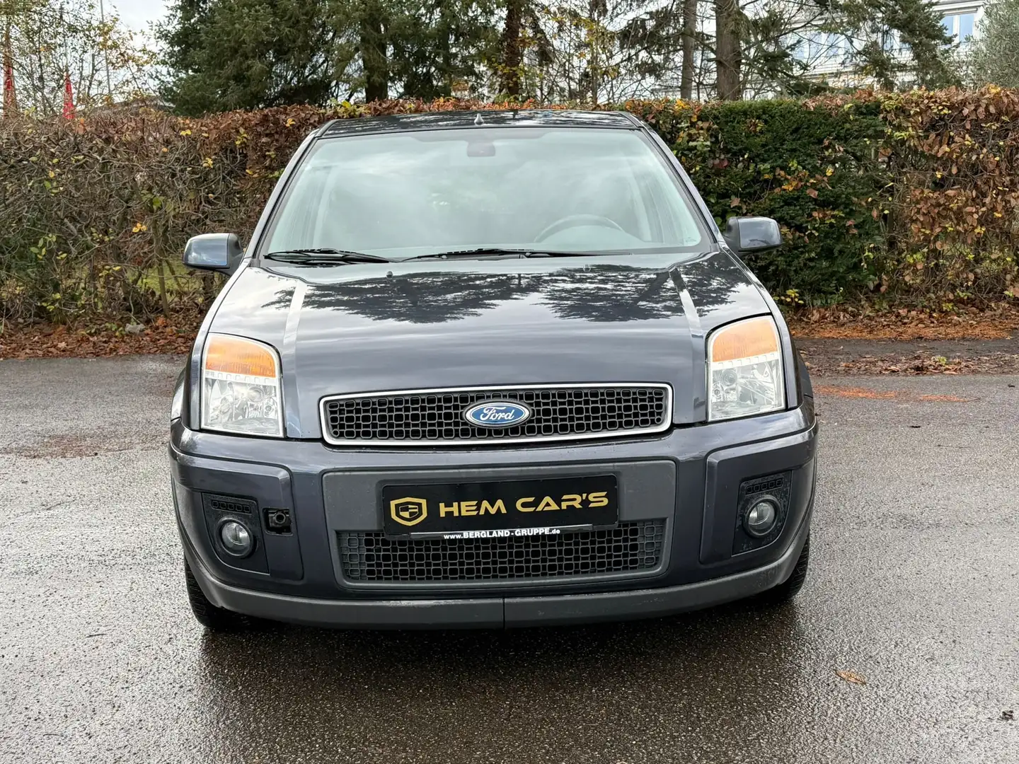 Ford Fusion Plus Ambiente-nur 82 tkm-Tüv und AU NEU Grau - 2