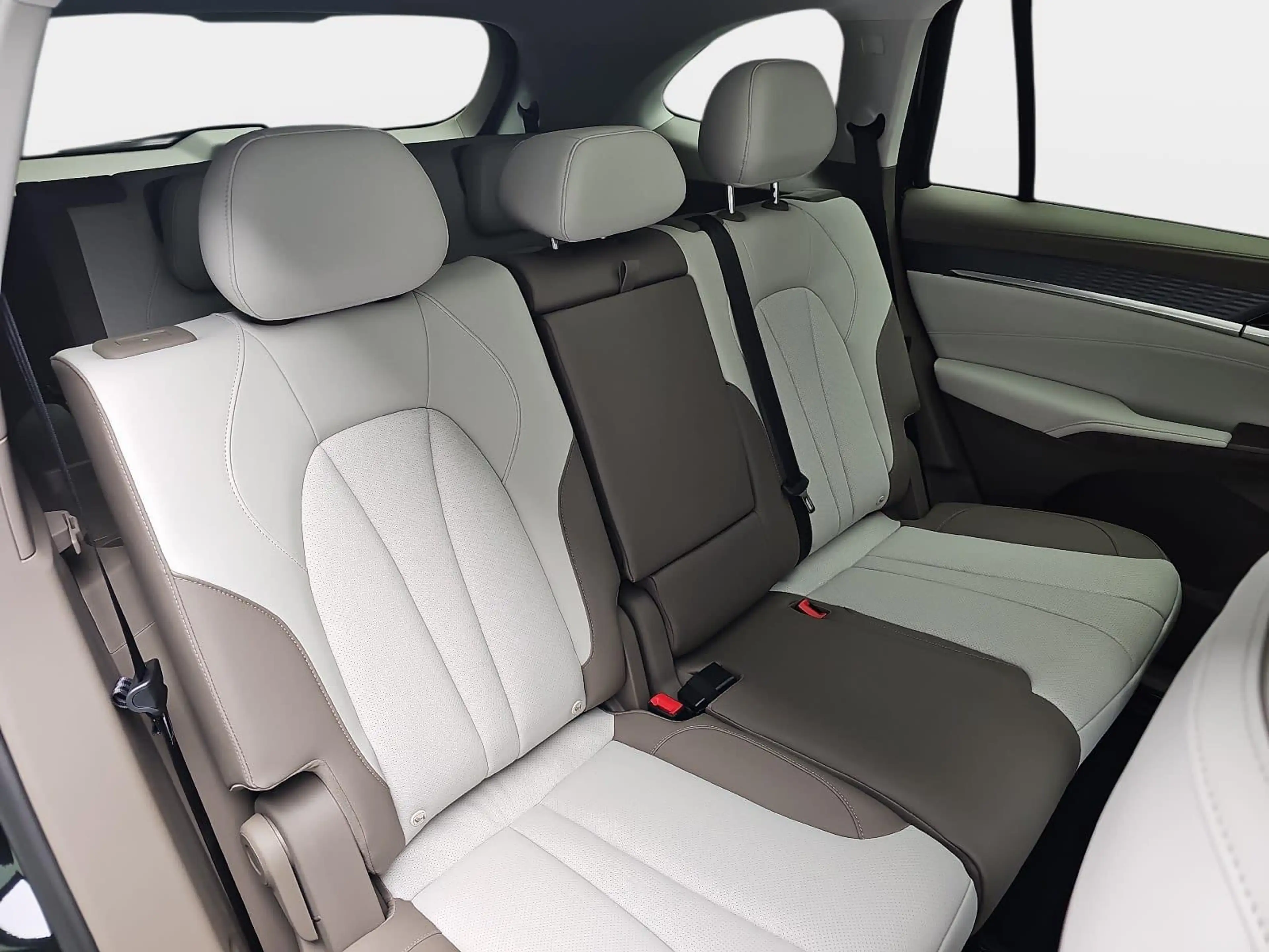 MG MGS9 MGS9 PLUG-IN-HYBRID MY26 PREMIUM — photo 19