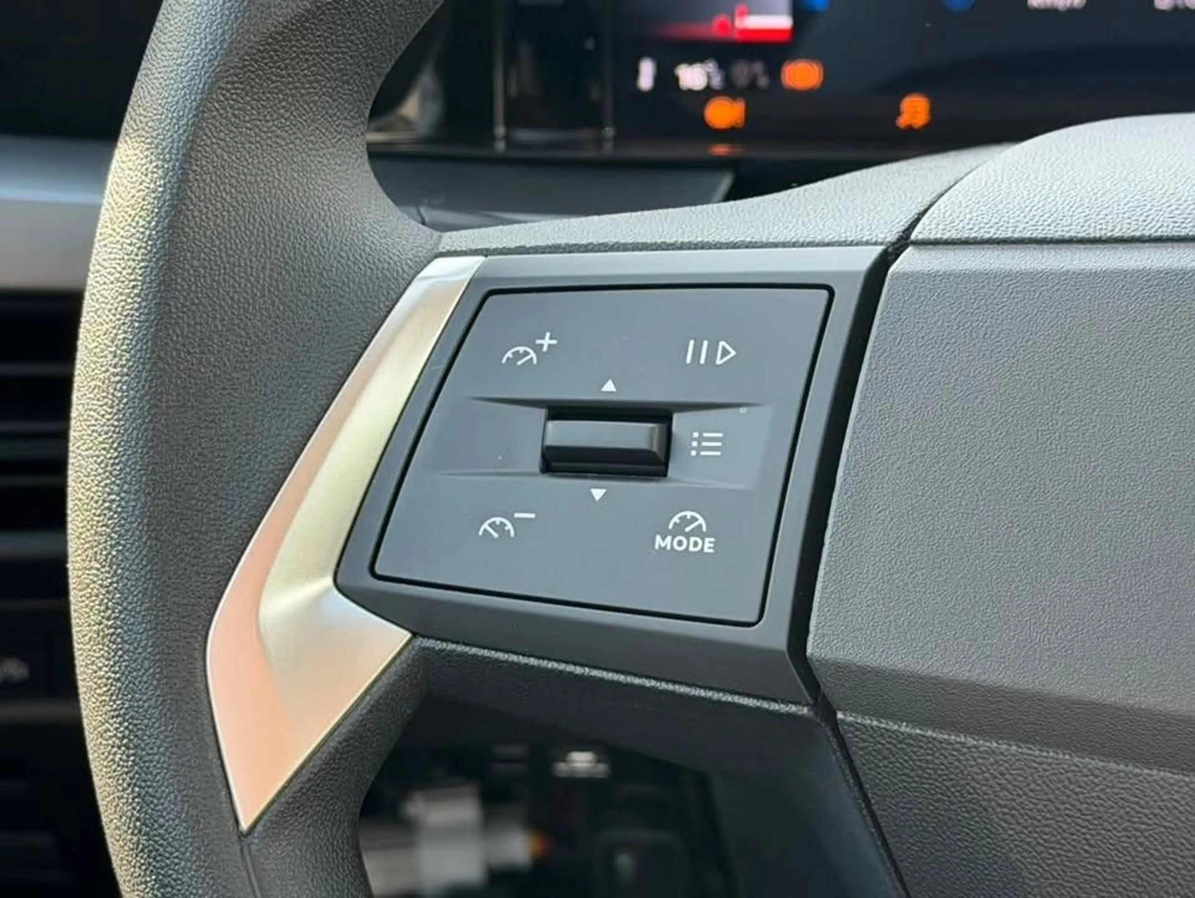 Opel Frontera Edition Hybrid 110PS 6G-DSG *PDC* — photo 15