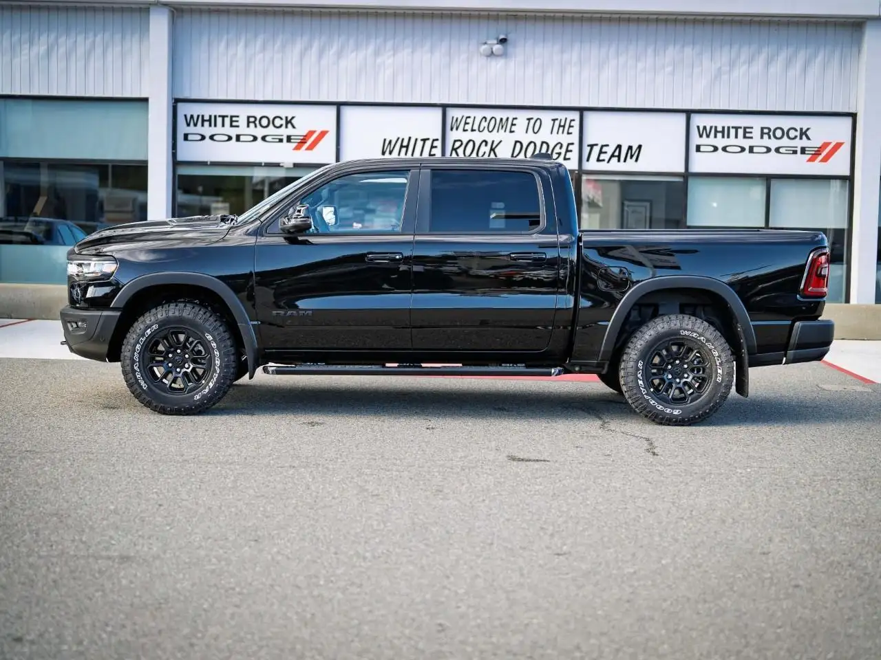 RAM 1500 снимка RAM 1500