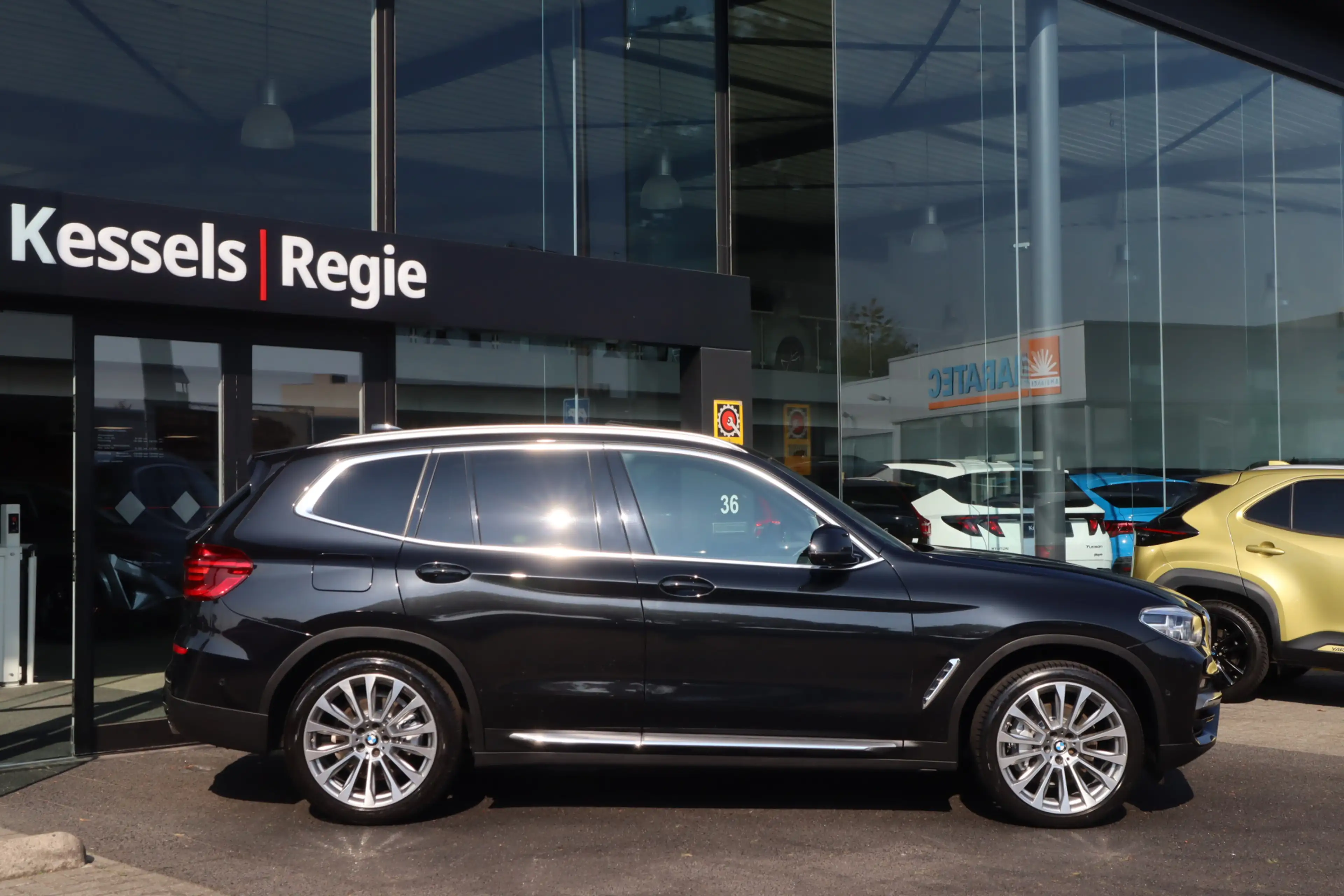 BMW X3 xDrive30e Luxury | Pano | Leer | Stoel + Stuurverw — photo 3