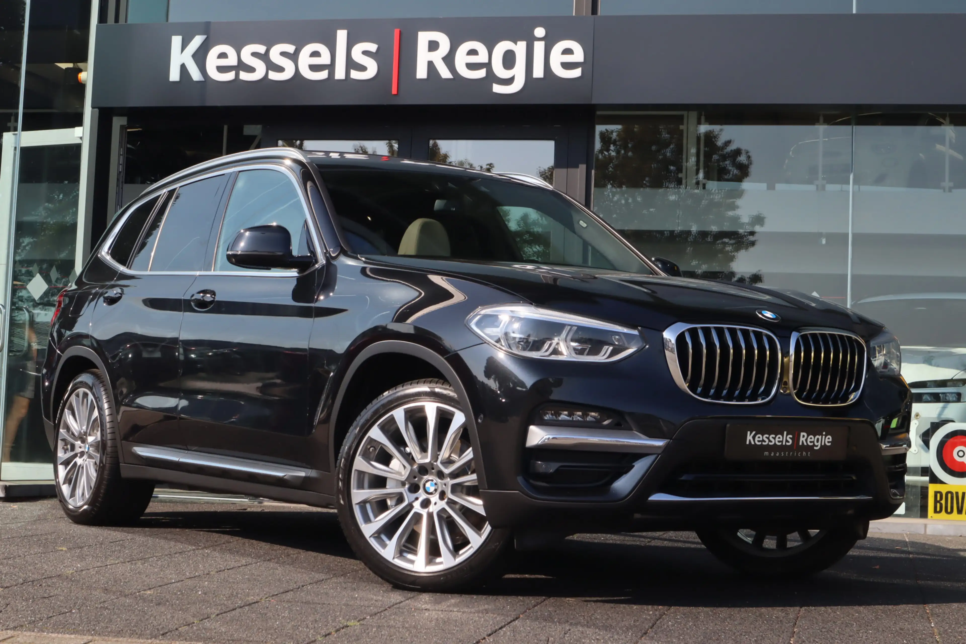 BMW X3 xDrive30e Luxury | Pano | Leer | Stoel + Stuurverw