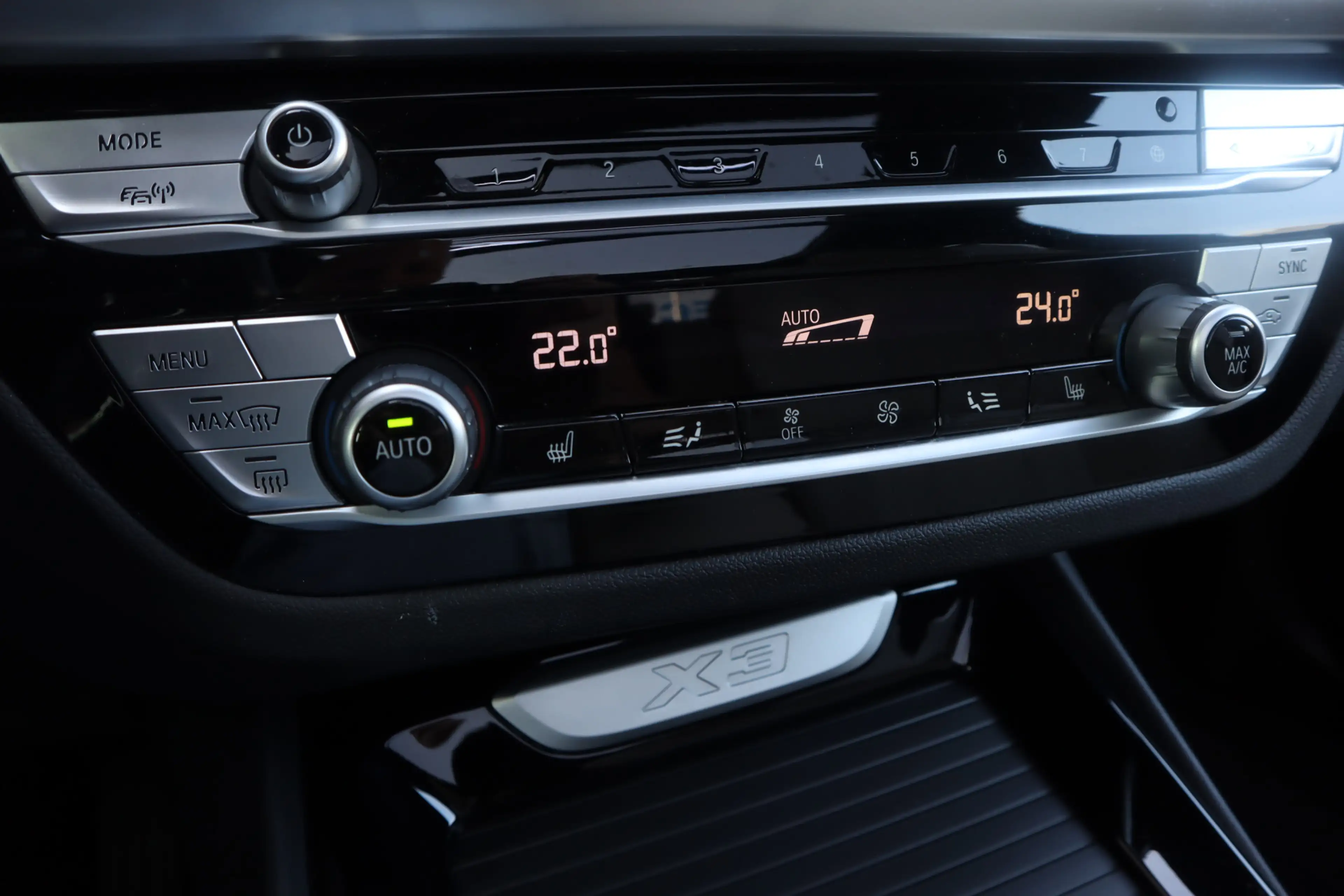 BMW X3 xDrive30e Luxury | Pano | Leer | Stoel + Stuurverw — photo 31