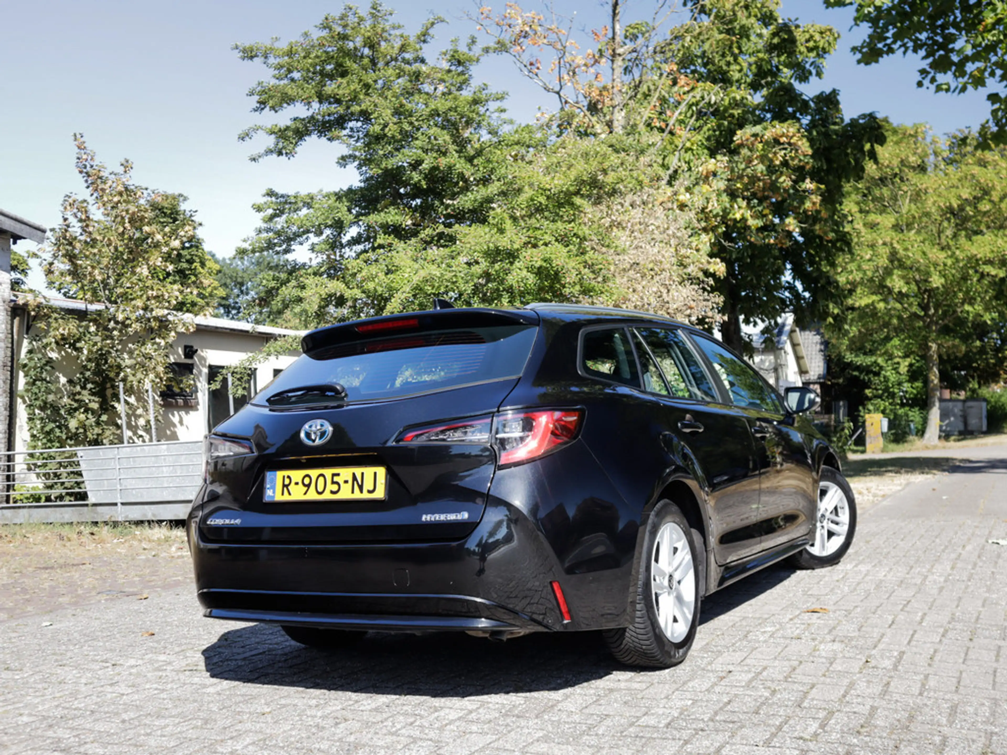 Toyota Corolla Touring Sports 1.8 Hybrid Active 1e-Eig & Keurig-O — photo 2