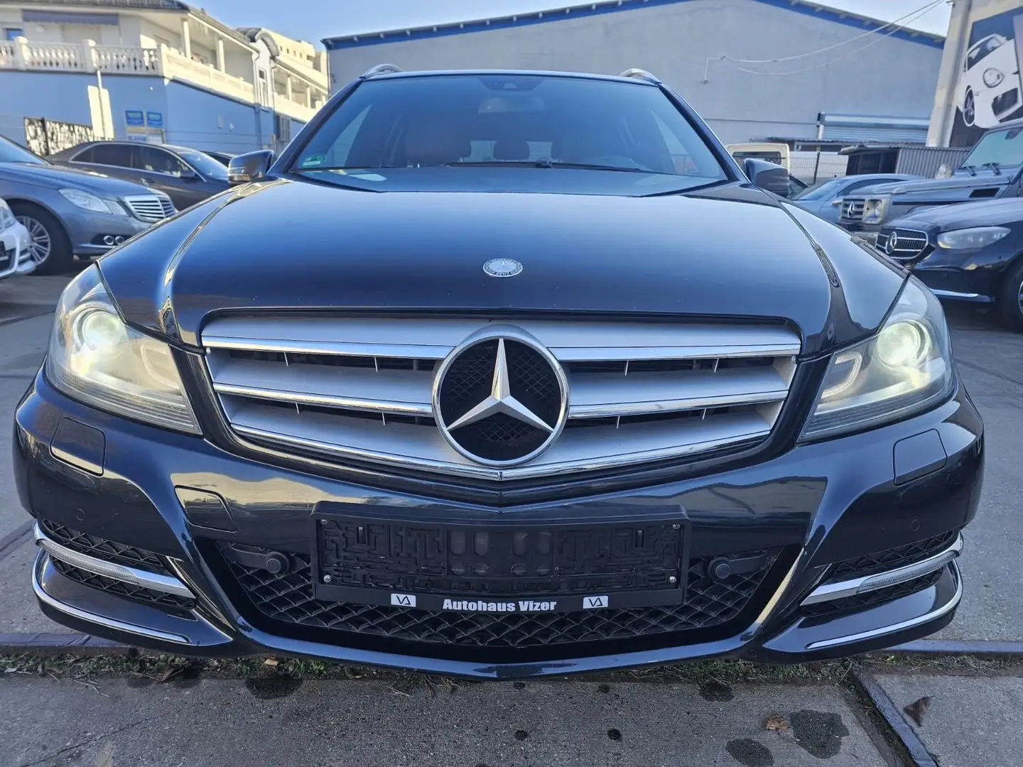 Mercedes-Benz C 180 T CGI BlueEfficiency Garantie HU Neu Schwarz - 2