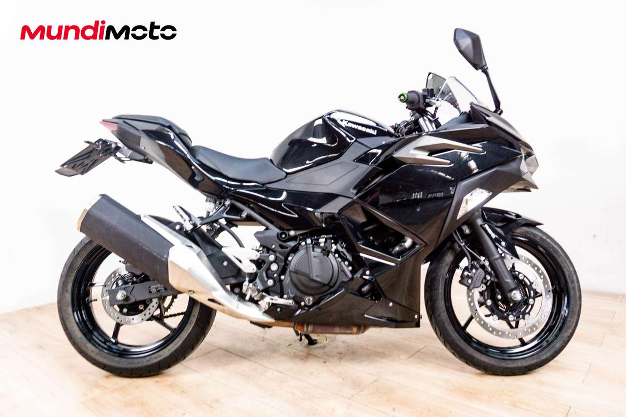 Kawasaki Ninja 500 SE