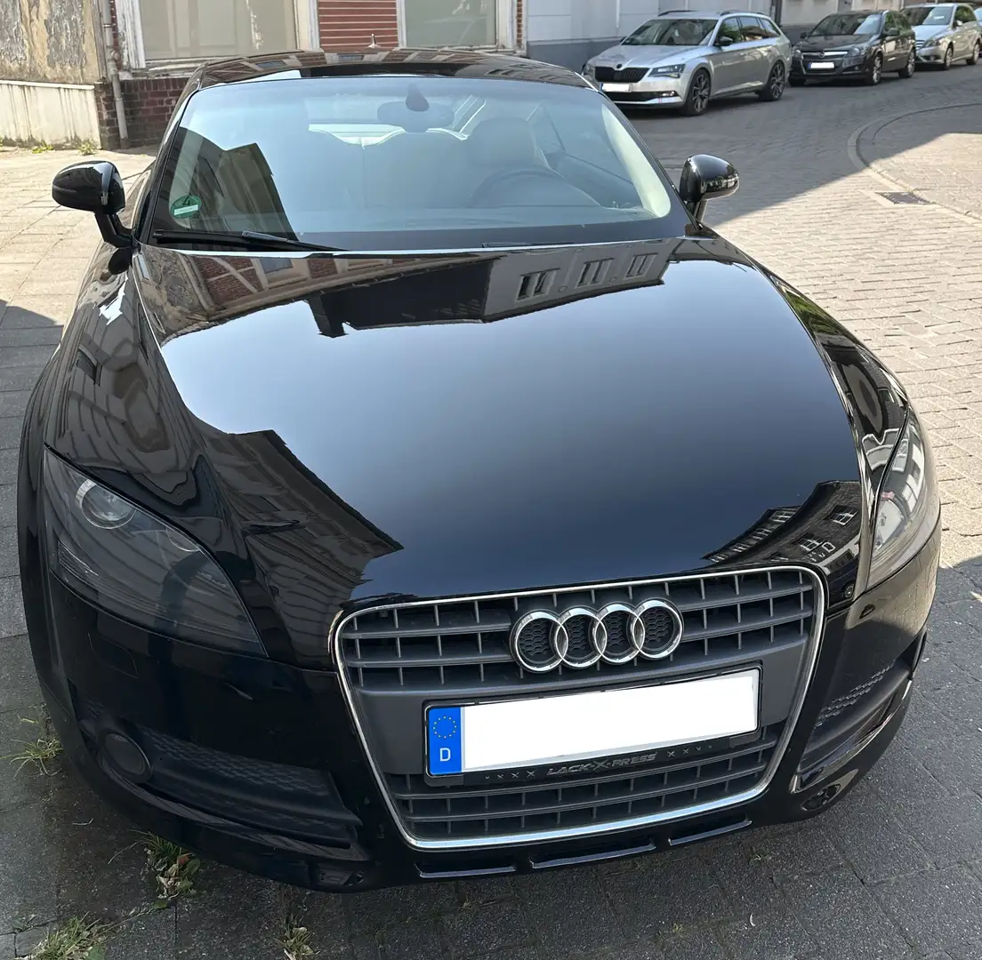Audi TT Coupe 2.0 TFSI Schwarz - 2