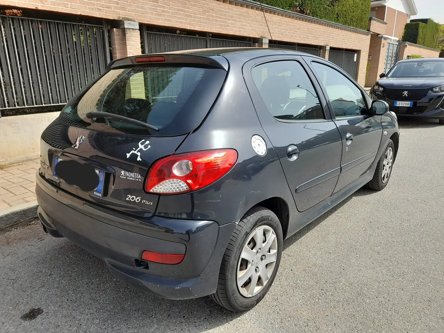 Peugeot 206 Plus 5p 1.1 X-Line Schwarz - 2