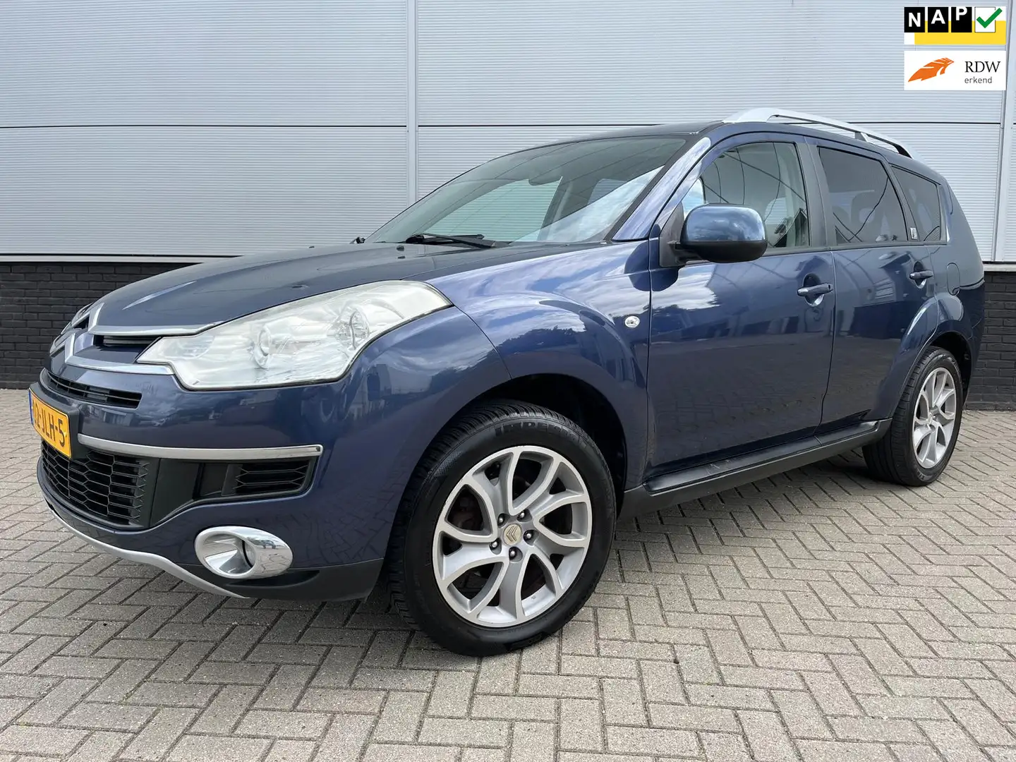 Citroen C-Crosser 2.4-16V Dynamique 7 zits - airco - lm velgen - NAP Blauw - 1
