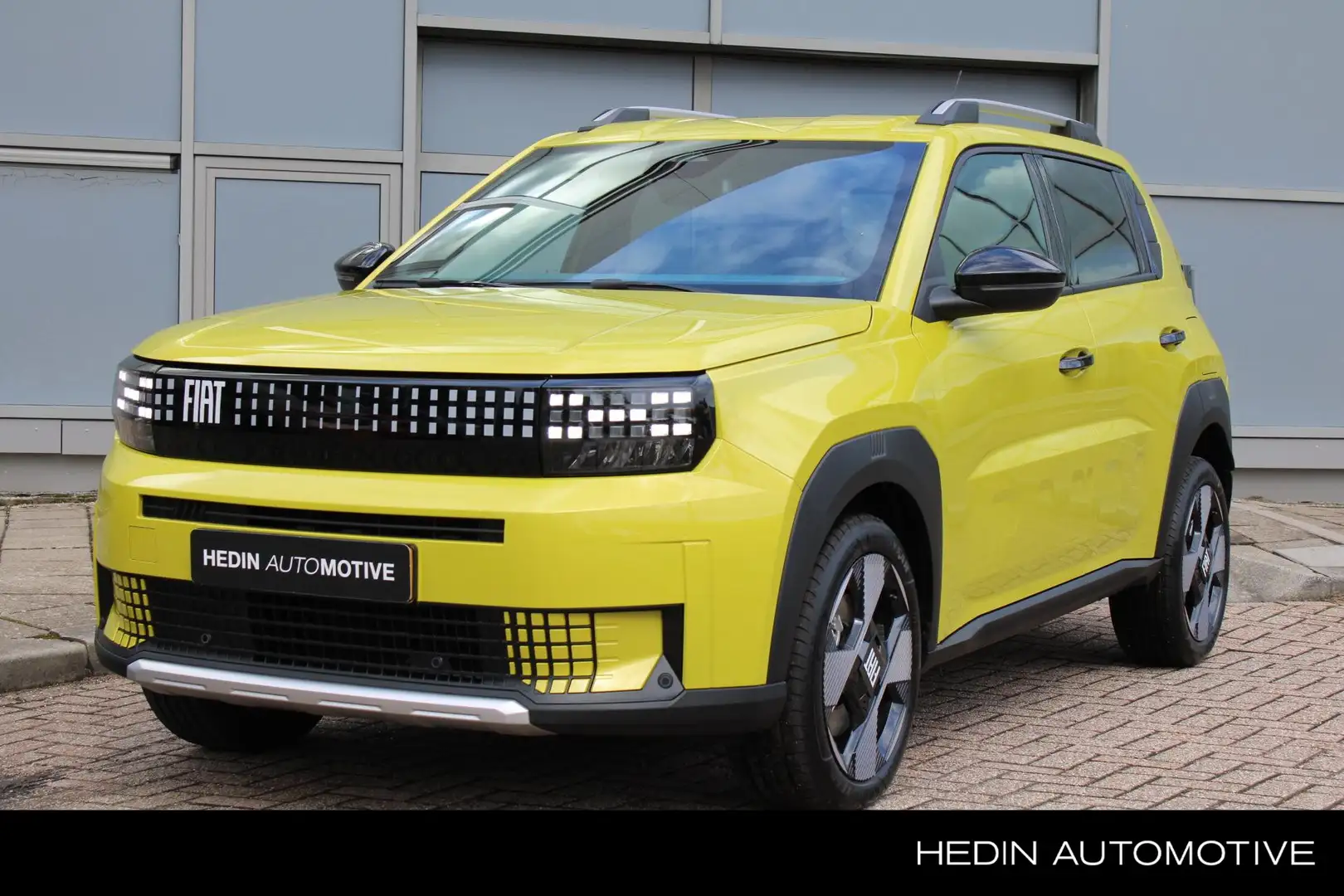 Fiat Grande Panda La Prima 11 kW 44 kWh | Navigatie | Camera | Stoel Geel - 1