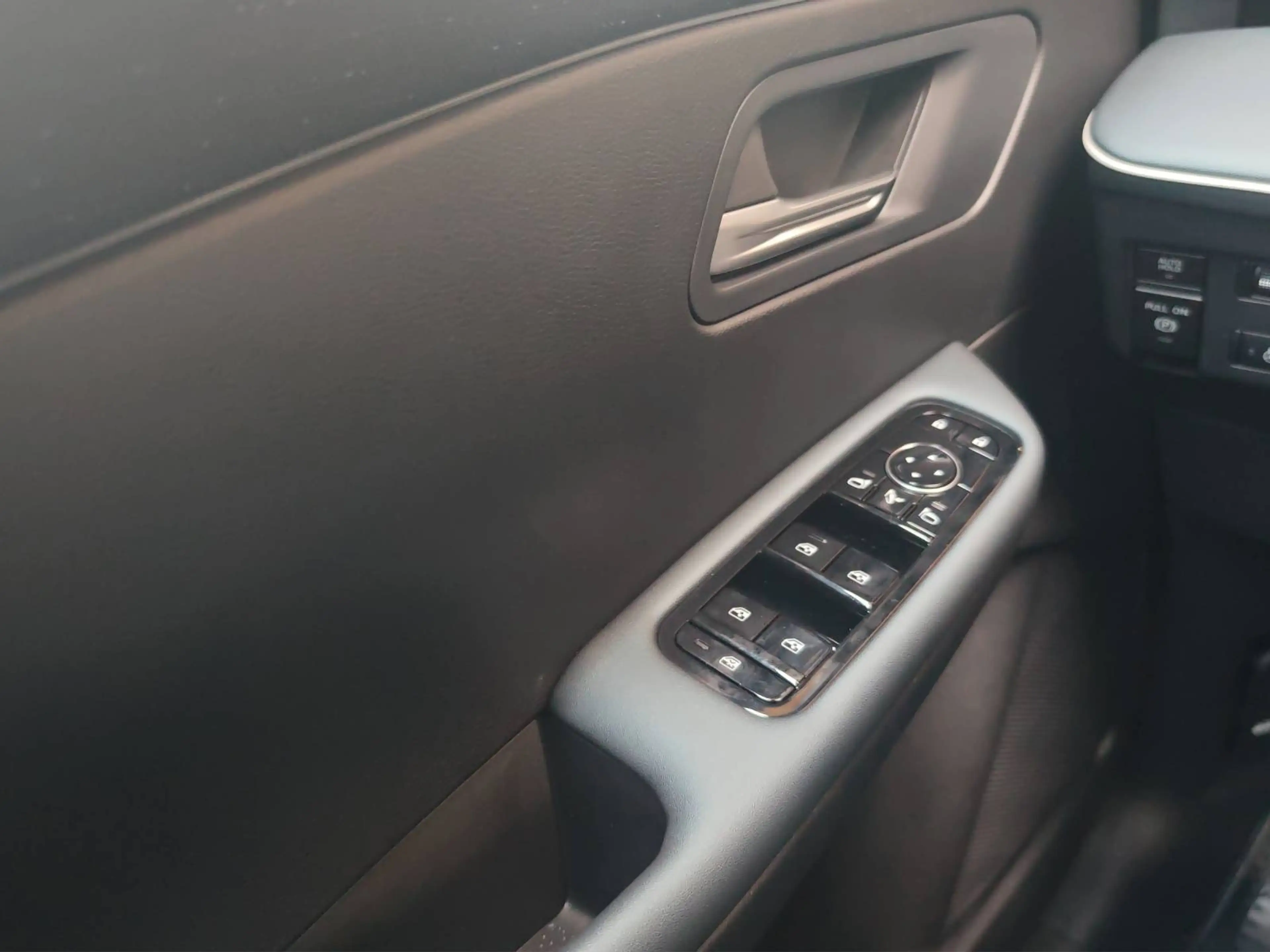 Nissan Leaf 52KWh ENGAGE PLUS — photo 9