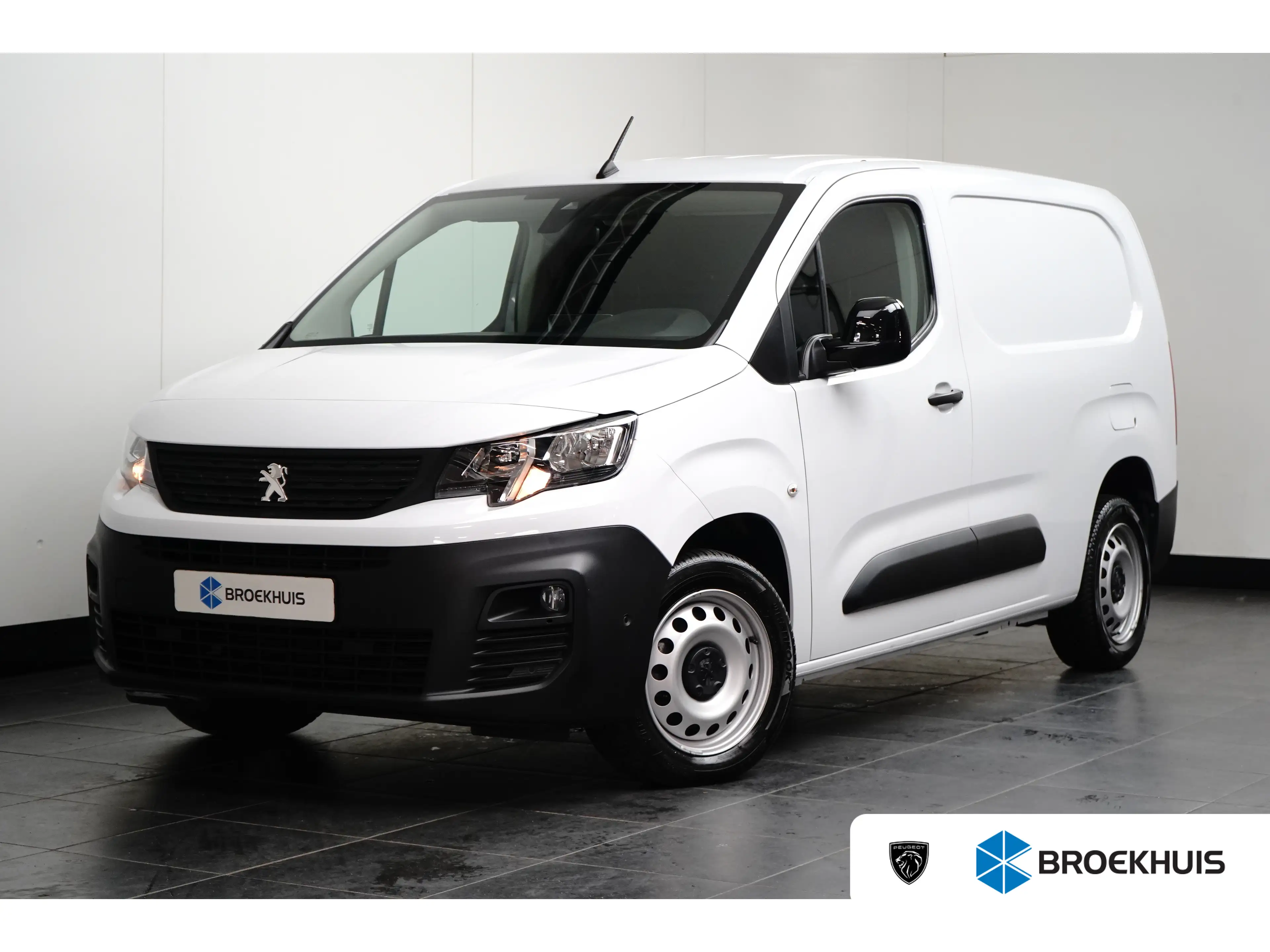 Peugeot Partner Premium L2 | Airco | Navi | Stoelverw. | Cruise C.