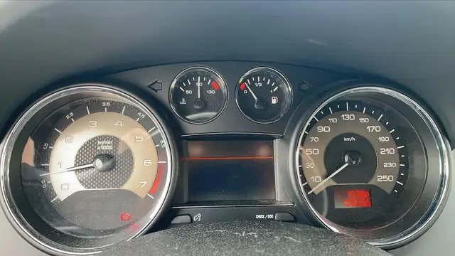 Peugeot RCZ view 12