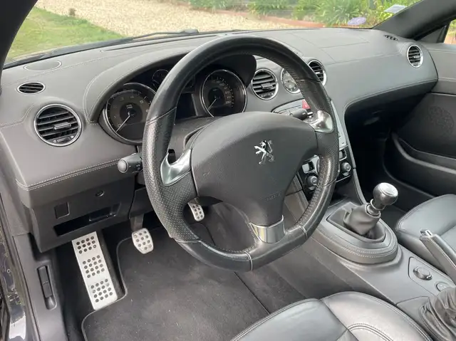 Peugeot RCZ view 8