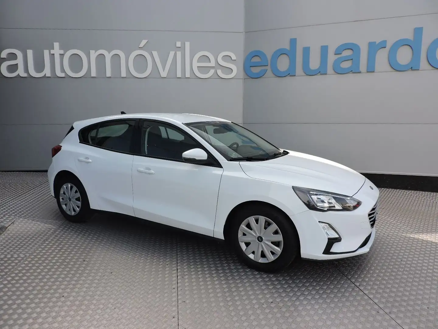 Ford Focus 1.0 Ecoboost Trend 100 White - 1