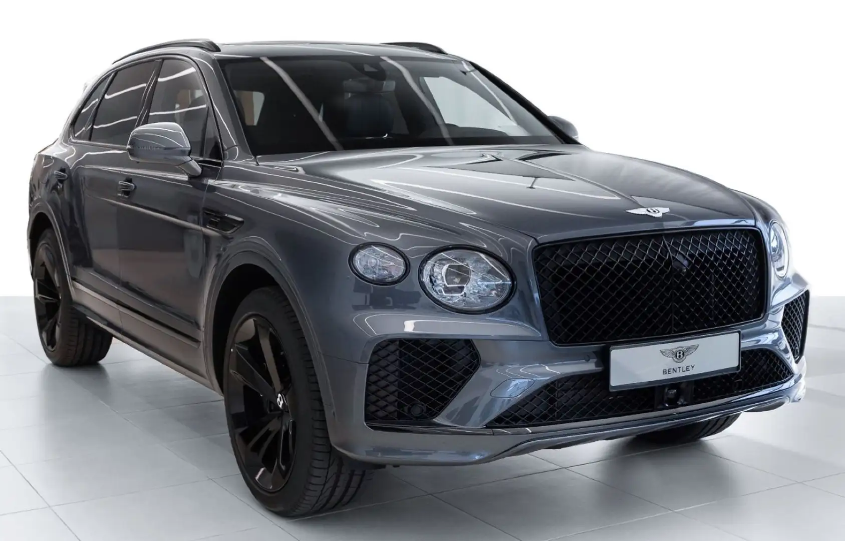 Bentley Bentayga V8  22" Massage Grau - 1