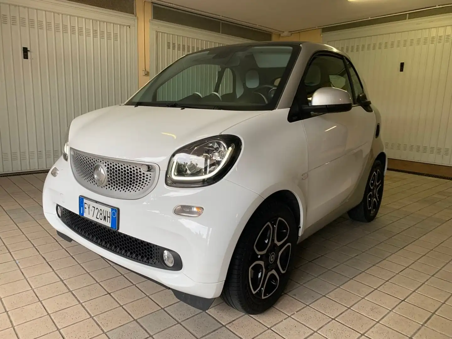 smart forTwo Fortwo III 2015 1.0 Passion 71cv Bianco - 1