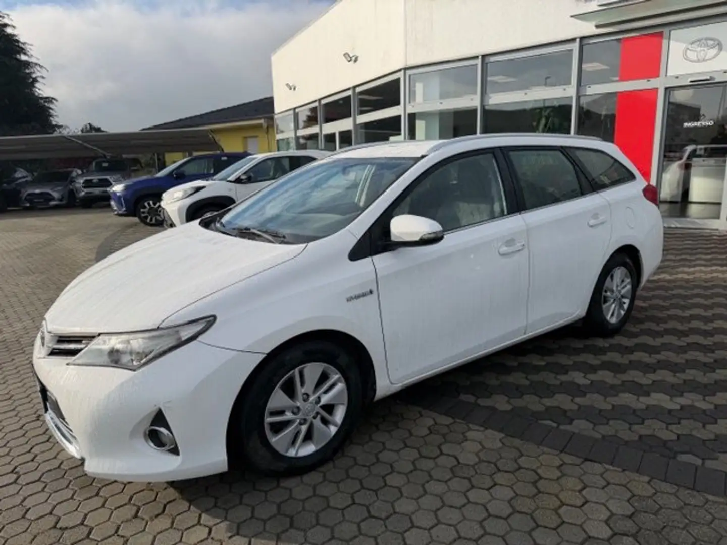 Toyota Auris Auris TS ACTIVE 1.8L (HV special) Wit - 2