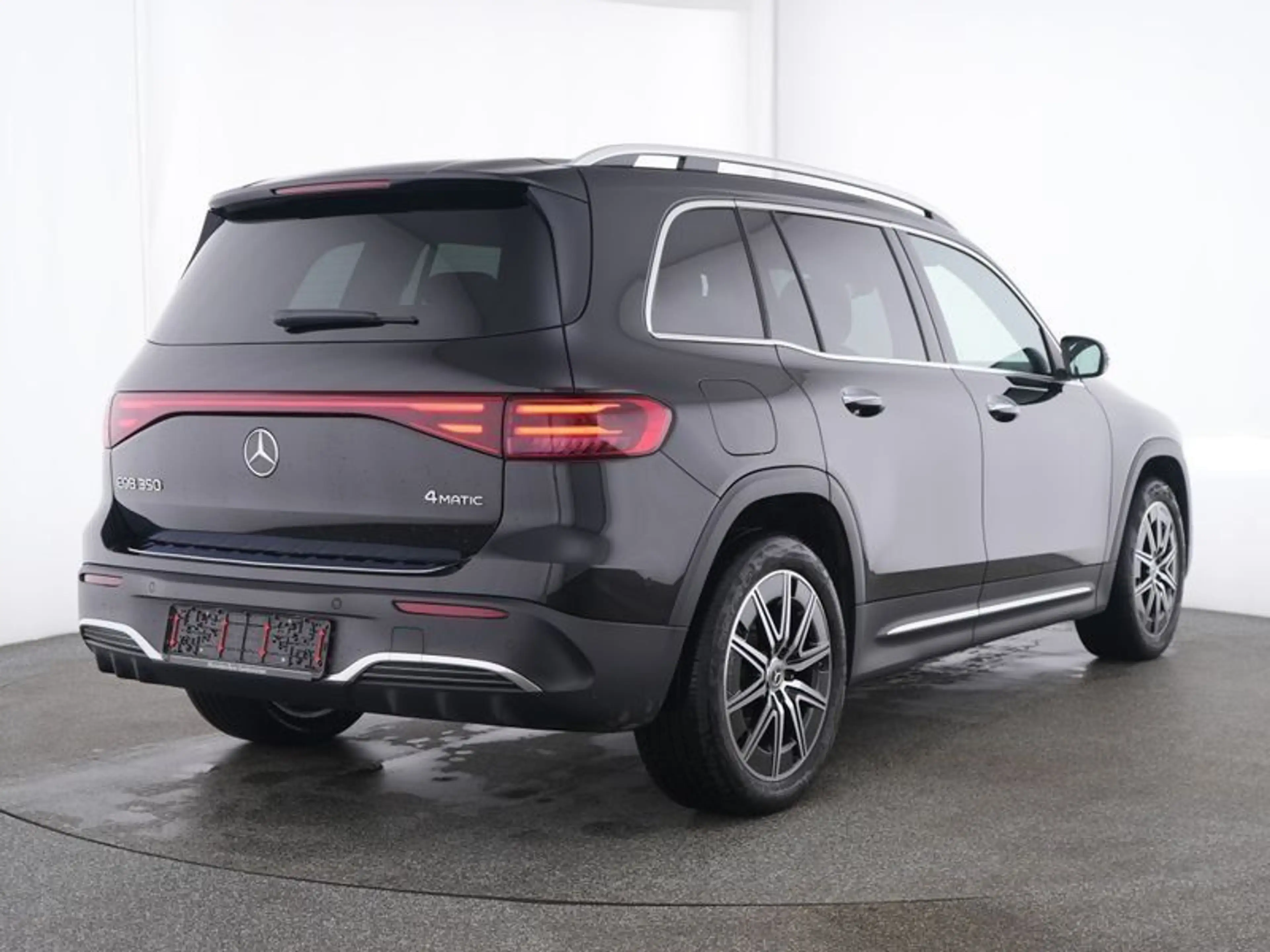 Mercedes-Benz EQB 350 4M AMG-ADV+ MEMORY WINTER SOUND 19" WDGS — photo 4