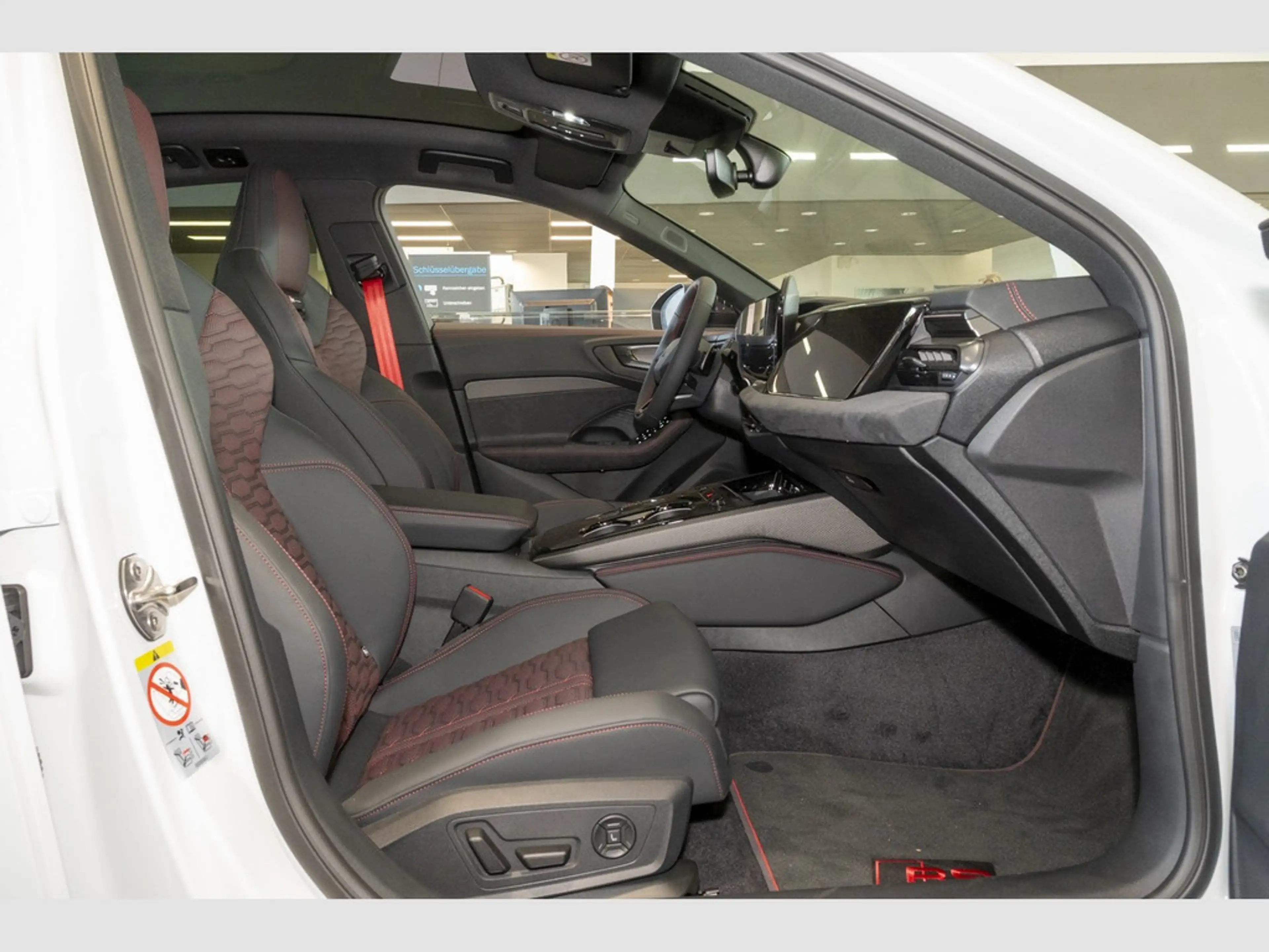 Audi RS5 — photo 8