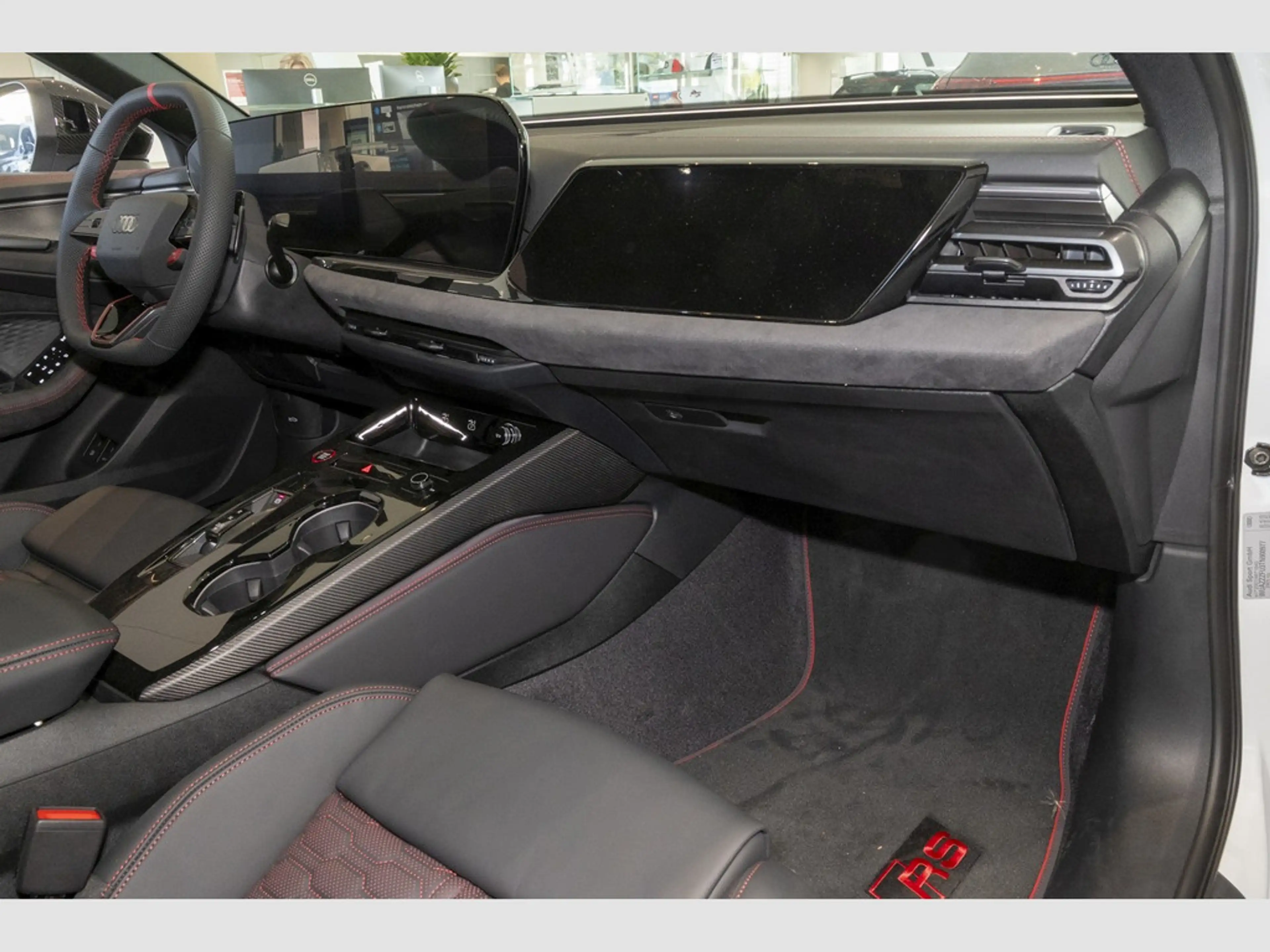 Audi RS5 — photo 9