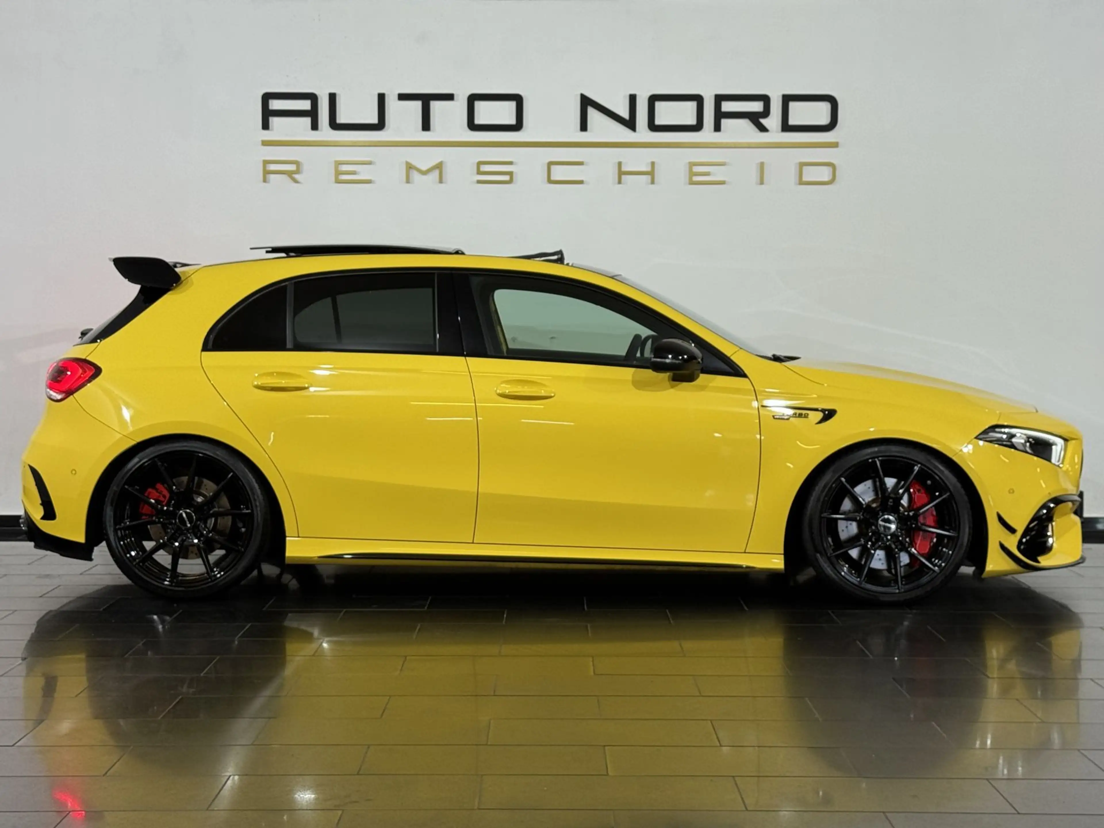 Mercedes-Benz A 45 AMG S 4Matic *Aero*Schale*Pano*Night*Driver — photo 4