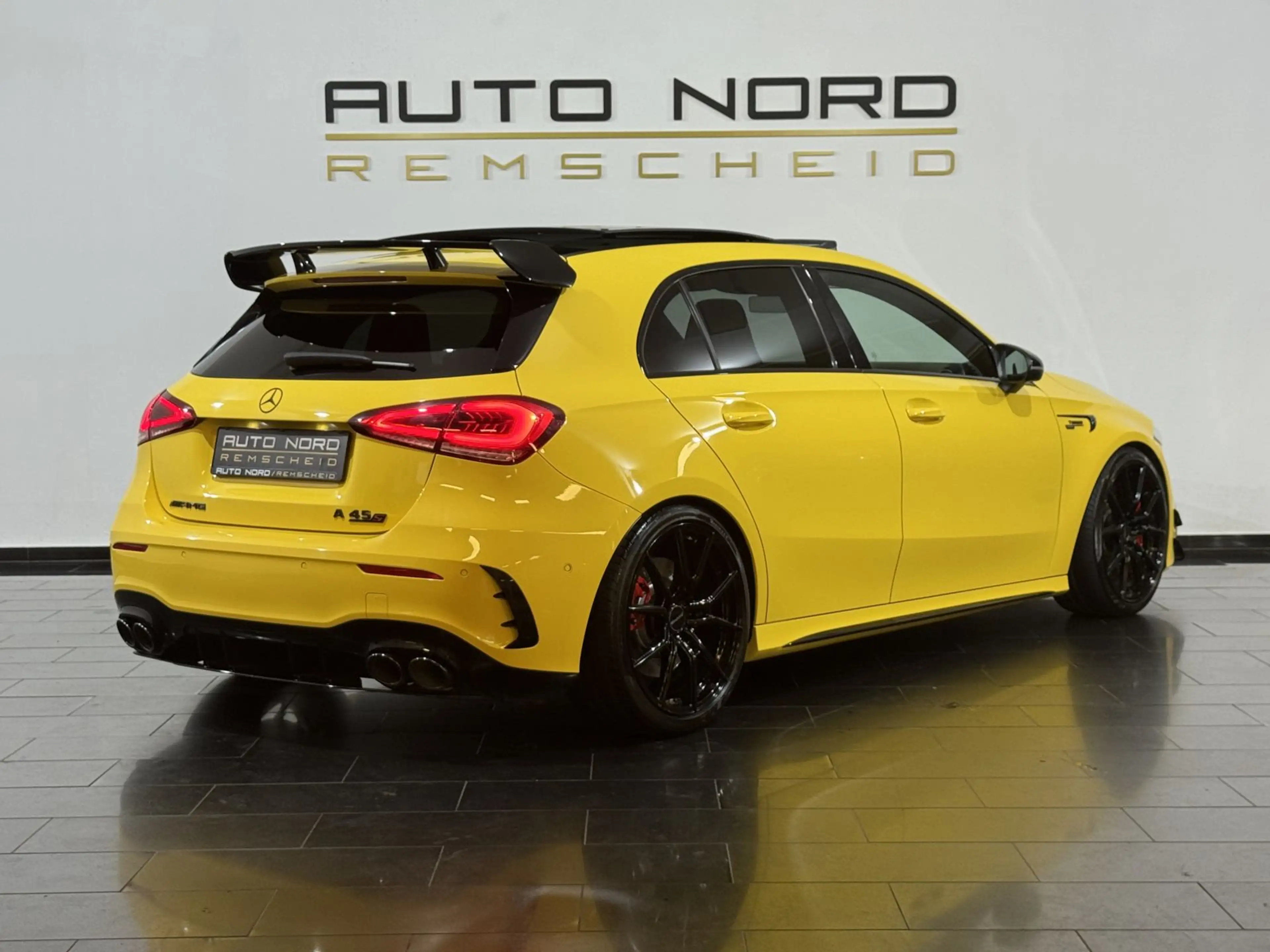 Mercedes-Benz A 45 AMG S 4Matic *Aero*Schale*Pano*Night*Driver — photo 5