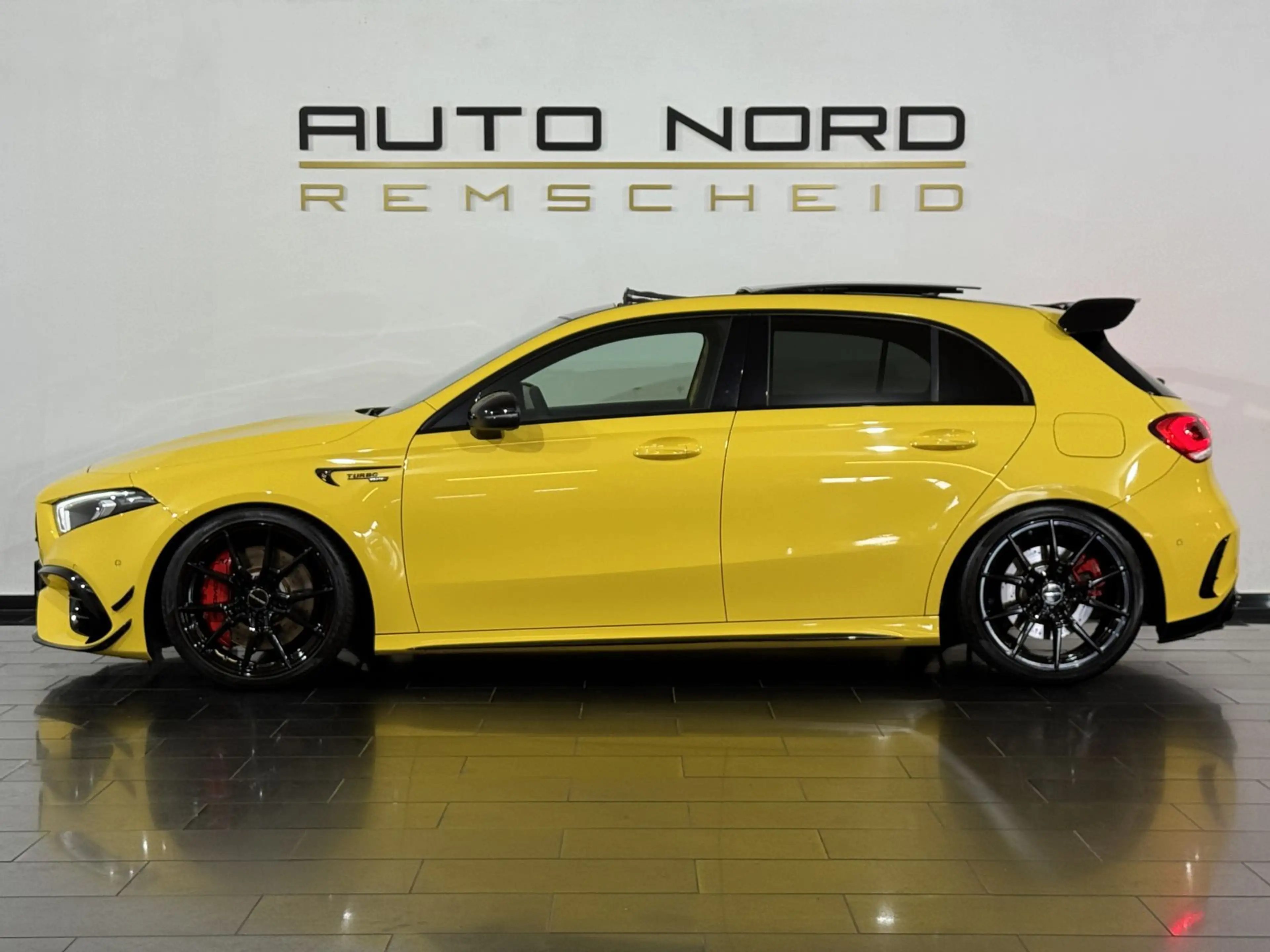 Mercedes-Benz A 45 AMG S 4Matic *Aero*Schale*Pano*Night*Driver — photo 8