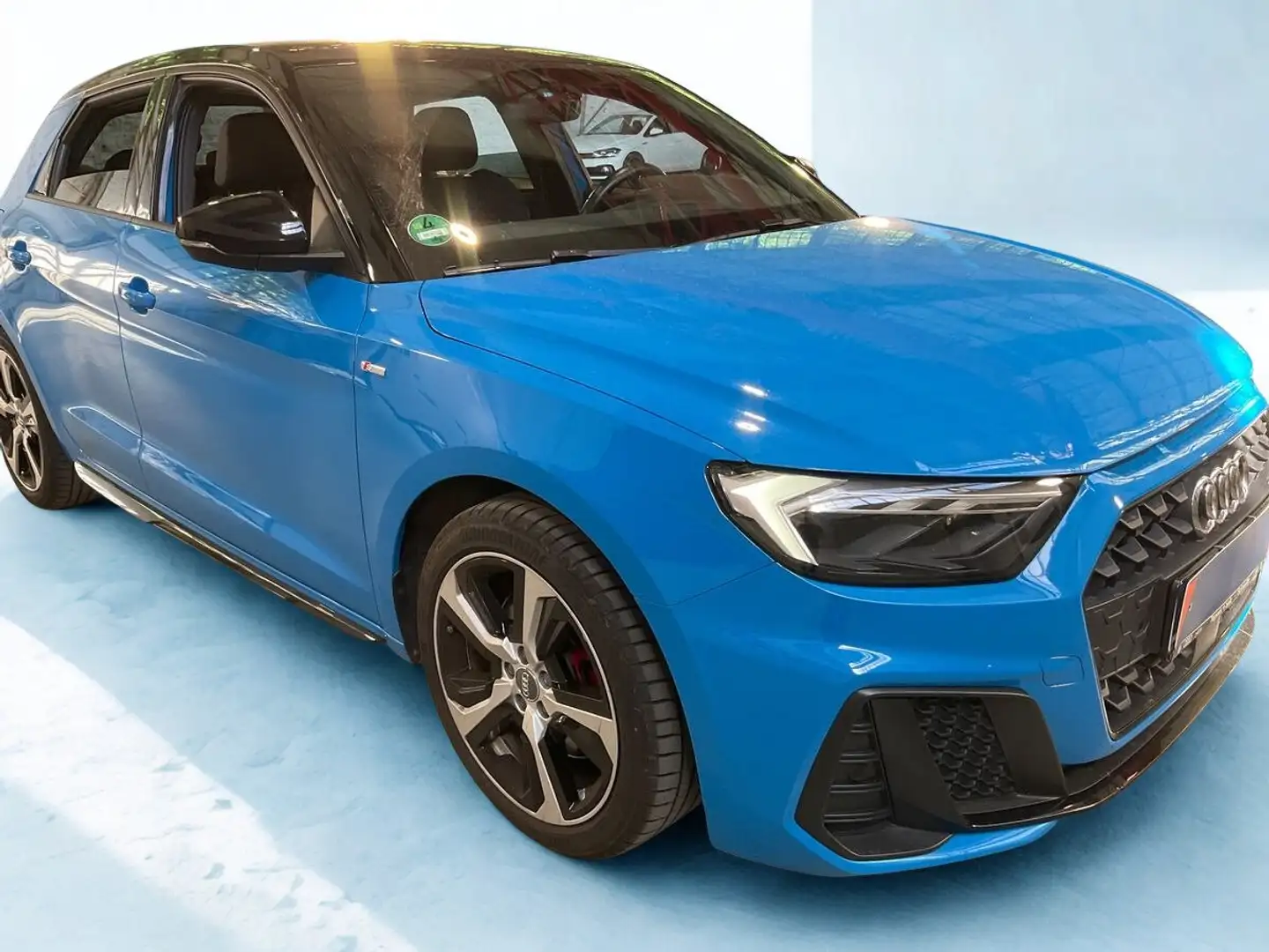 Audi A1 A1 Sportback 40 TFSI 200 ch S tronic 6 S Line Bleu - 1