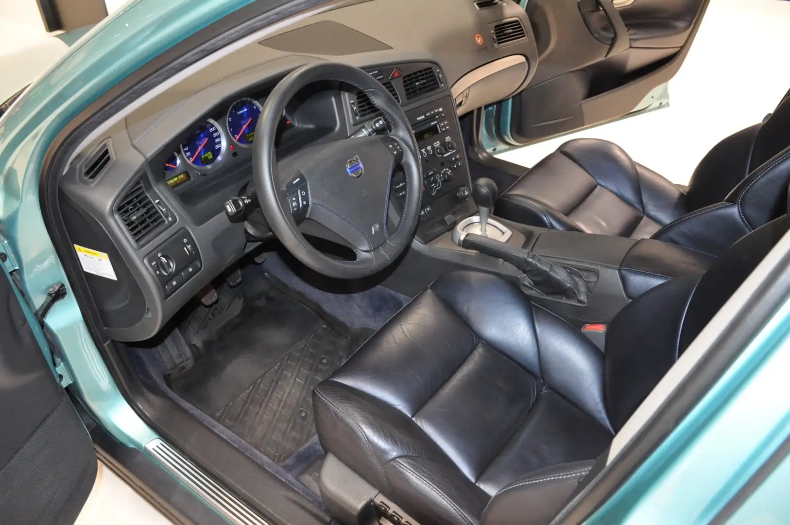 Volvo V70 V70R AWD origineel 64.606 km Vert - 2