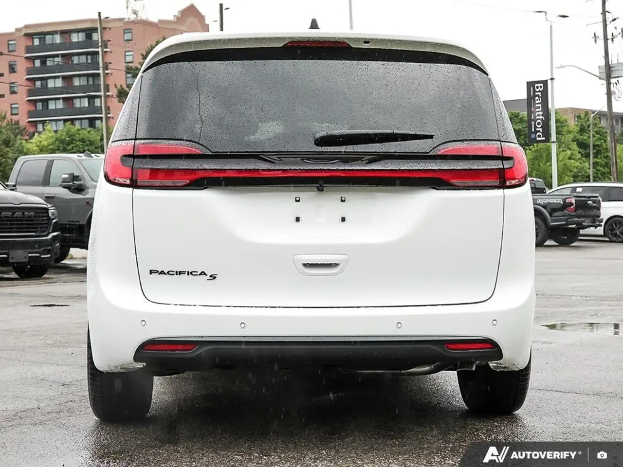 Chrysler Pacifica fotografie Chrysler Pacifica