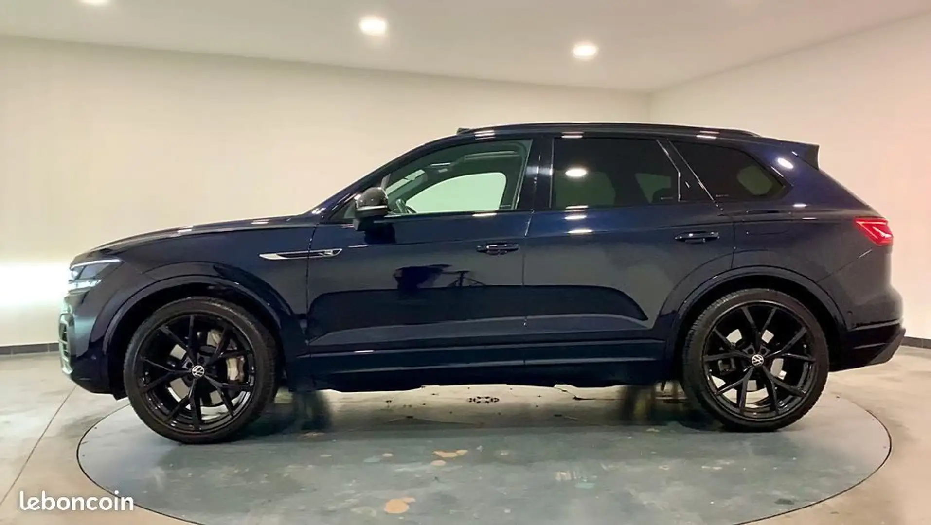 Volkswagen Touareg R 3.0 TSI 462 EHYBRID %2B Attelage Céramique Bleu  Azul - 2