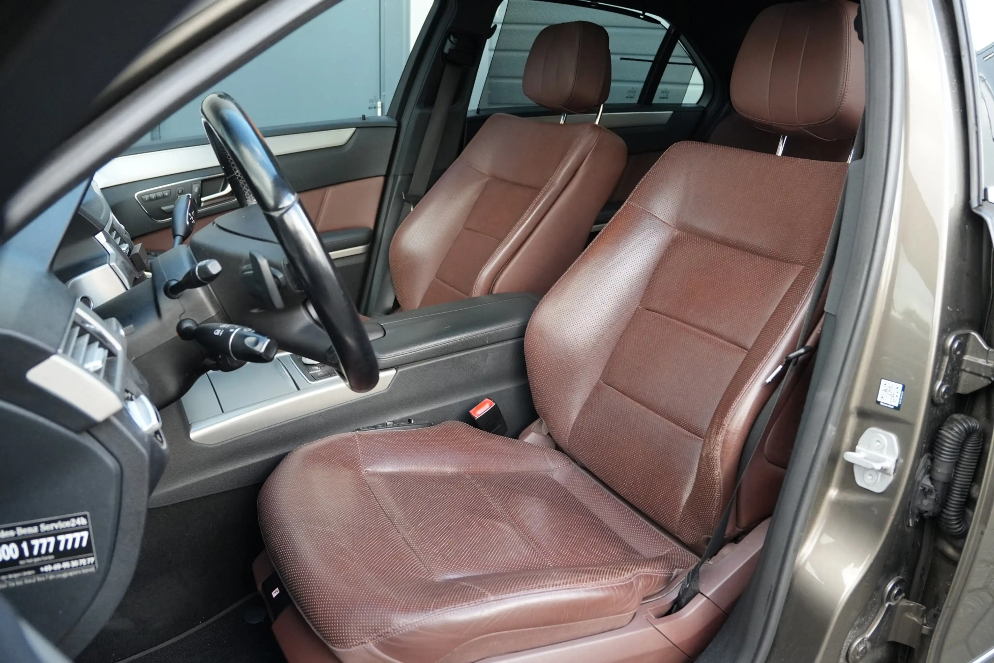 Mercedes-Benz E 350 CGI Avantgarde Vol Opties! Keyless, Luchtvering, M — photo 9