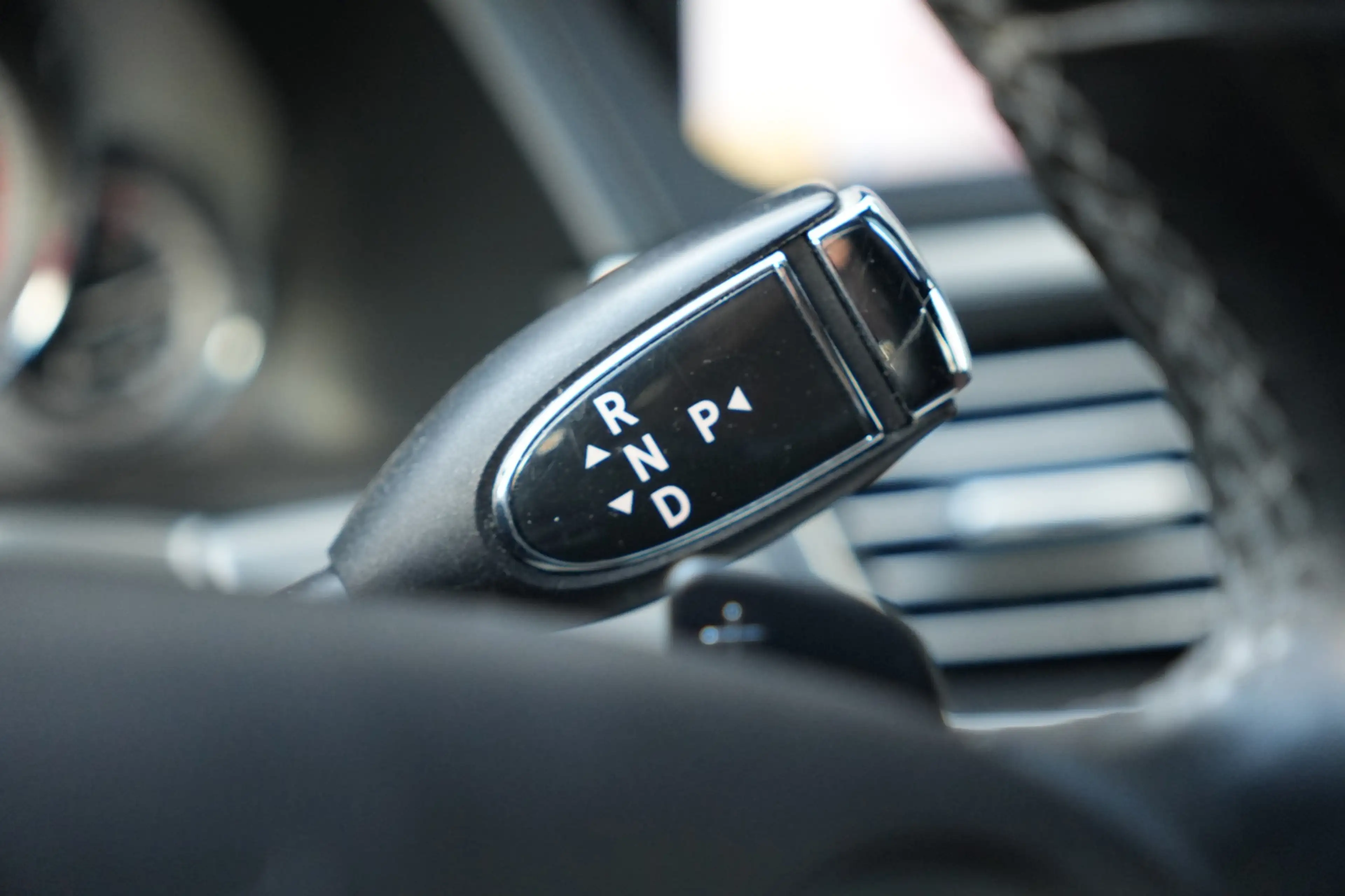 Mercedes-Benz E 350 CGI Avantgarde Vol Opties! Keyless, Luchtvering, M — photo 14