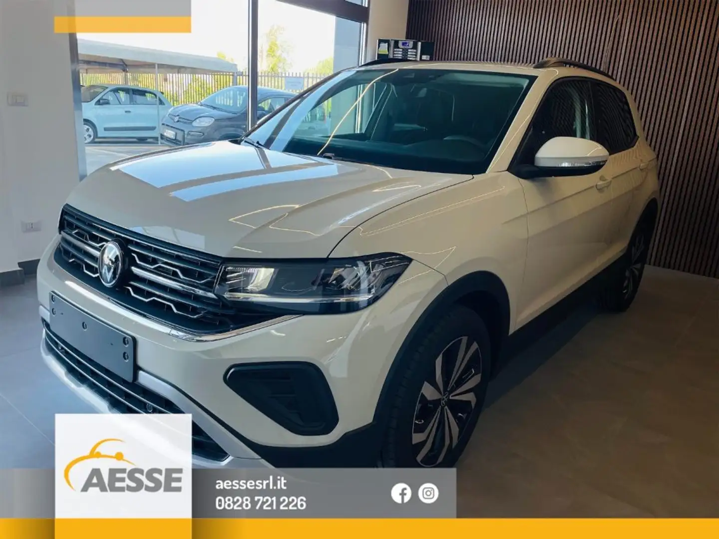 Volkswagen T-Cross 1.0 TSI 115 CV Edition Plus Gris - 1