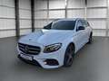 Mercedes-Benz E 220 d T AMG NAVI LED AHK 360° STHZG Weiß - thumbnail 1
