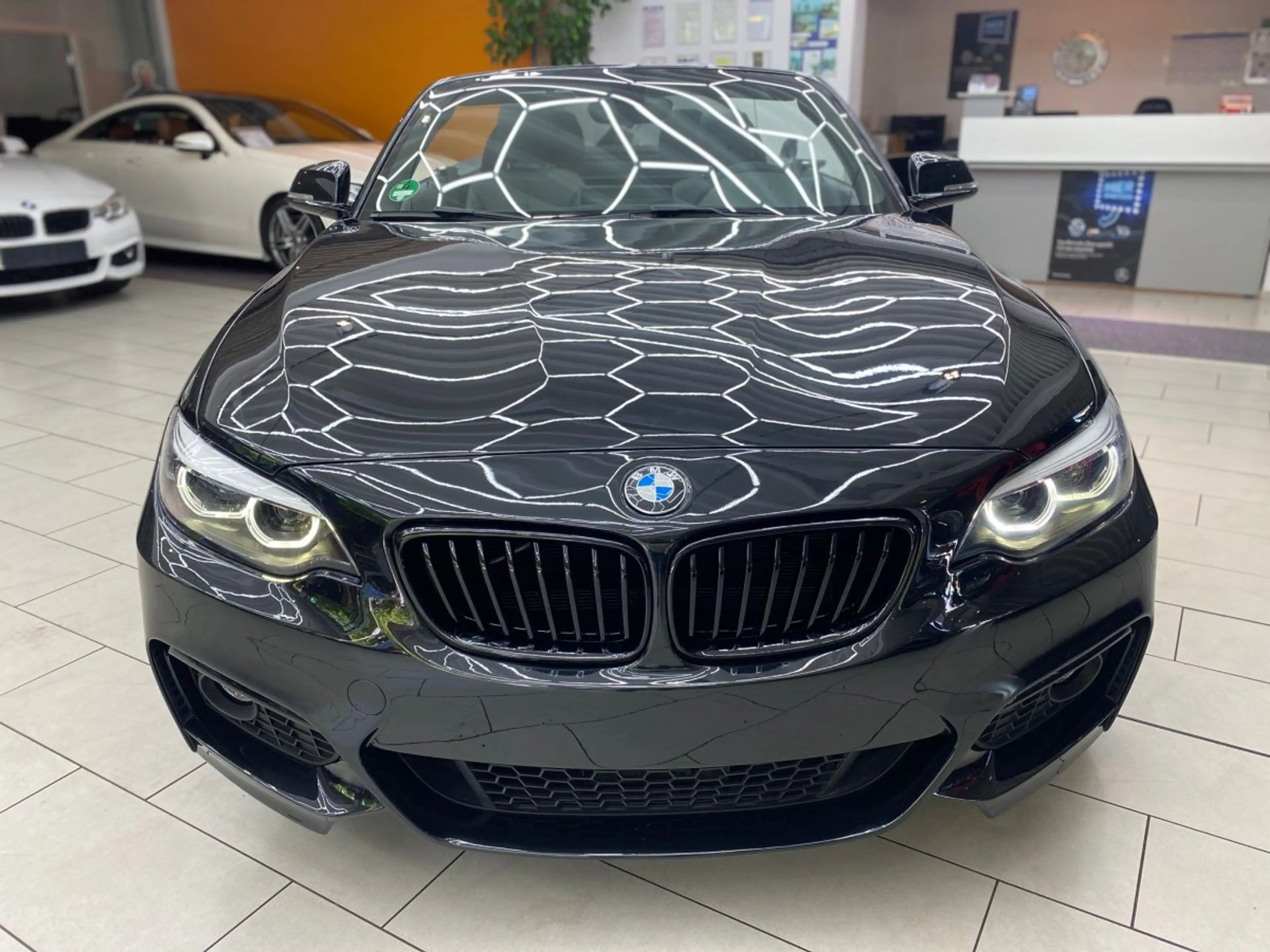 BMW 230 Cabrio M-Paket Leder Navi RueFaKa SHZ Ambiente Spo — photo 2