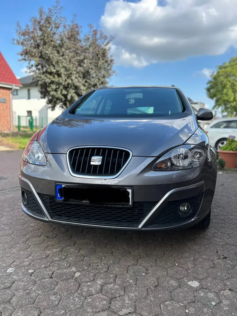 SEAT Altea XL 1.2 TSI Start & Stop 4You Grau - 2