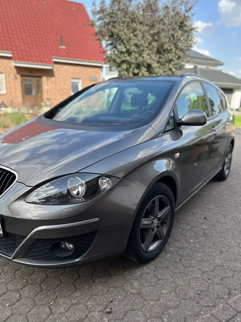 SEAT Altea XL 1.2 TSI Start & Stop 4You Grau - 1